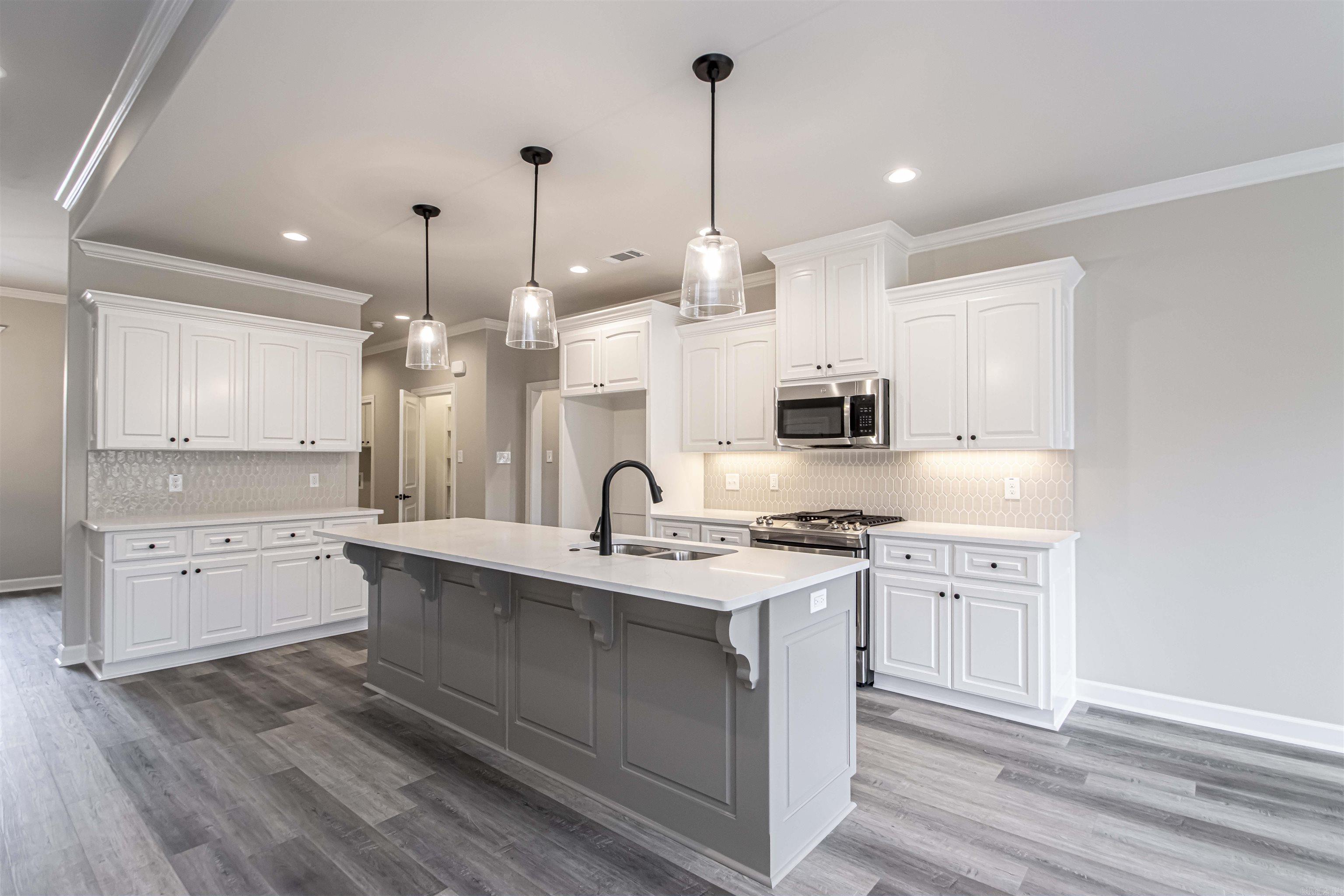 MILLERS GLENN - Residential