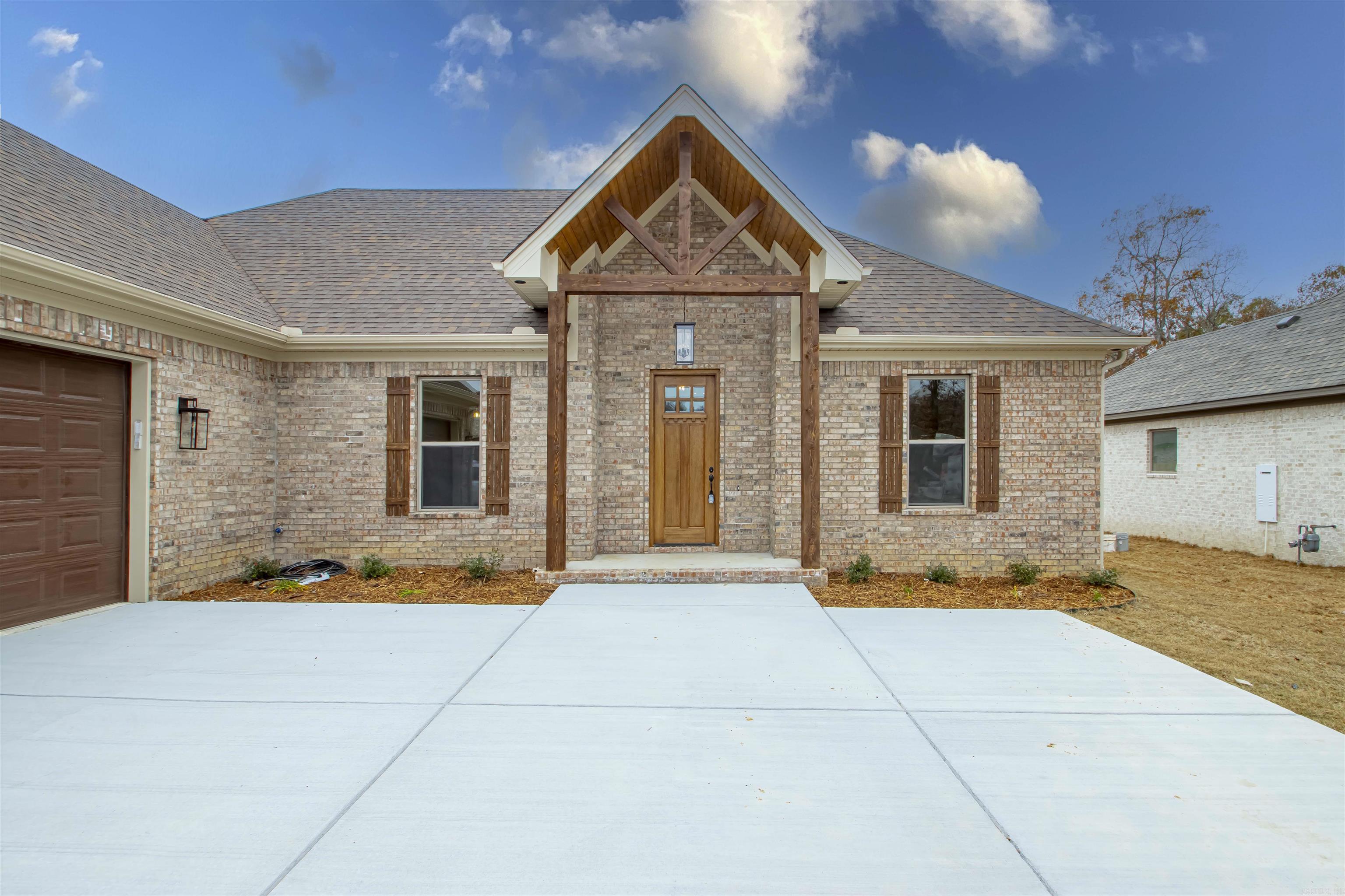 MILLERS GLENN - Residential