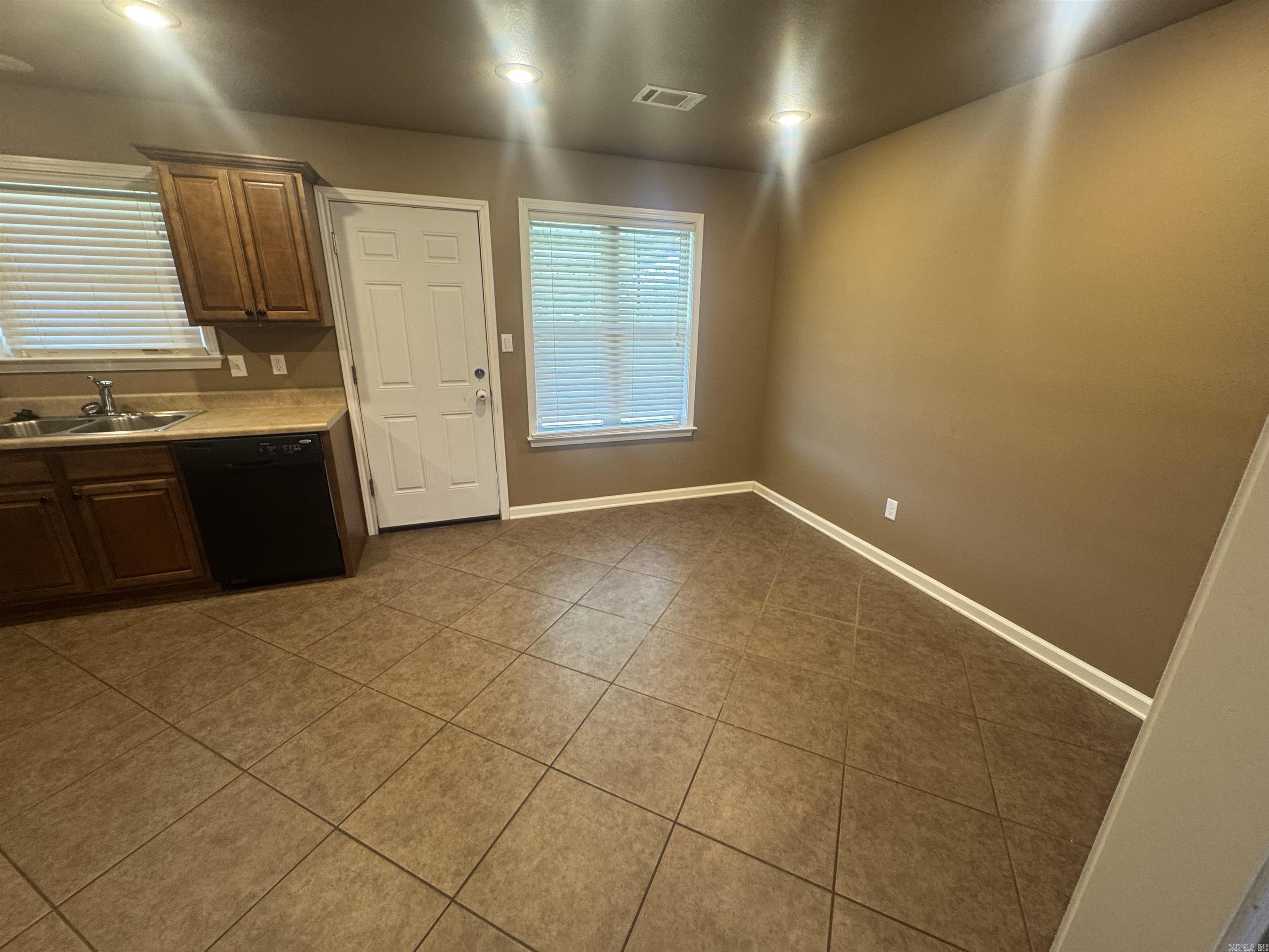 SUNSET POINT S/D - Residential