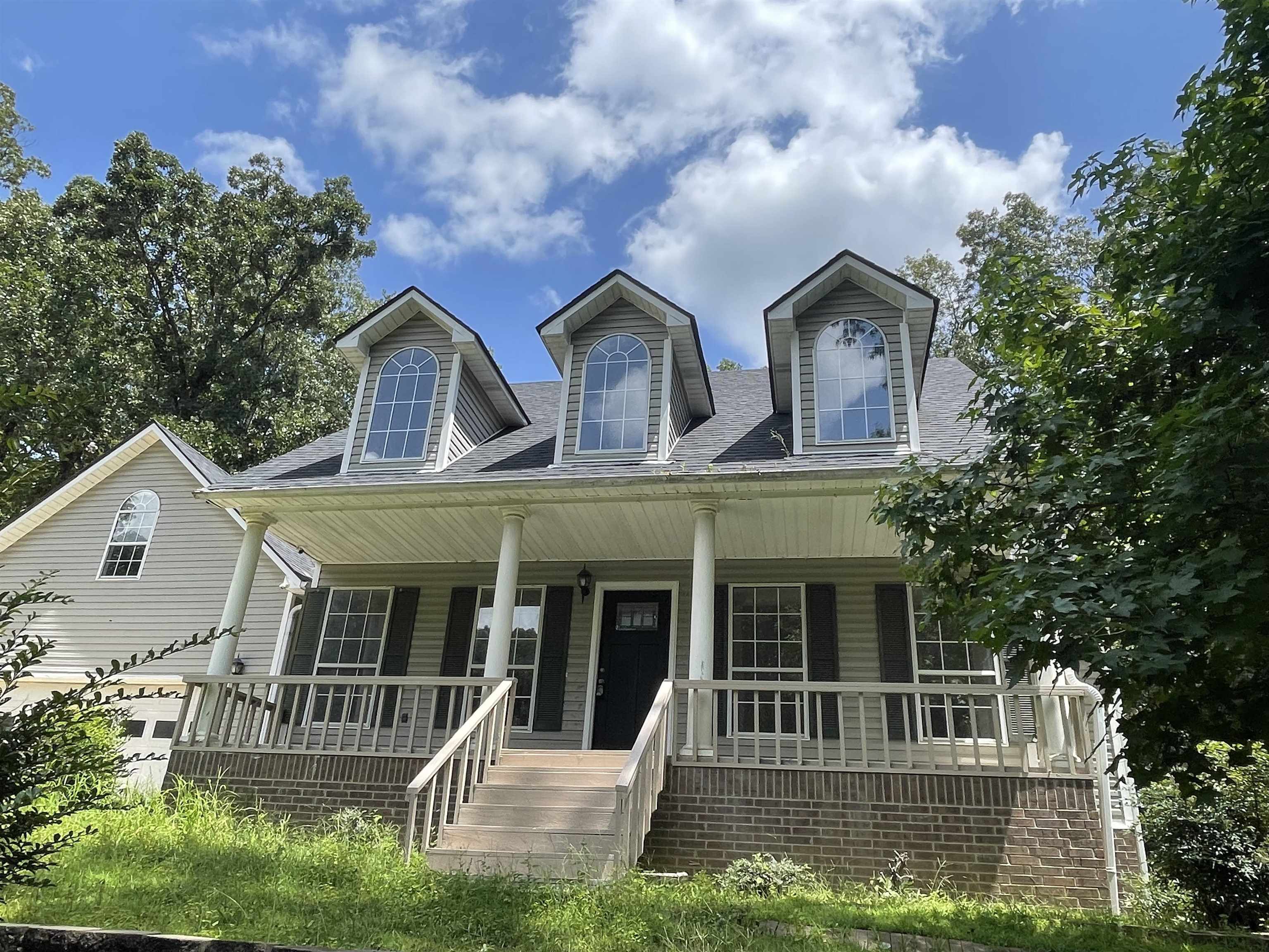 EMERALD VALLEY - Residential