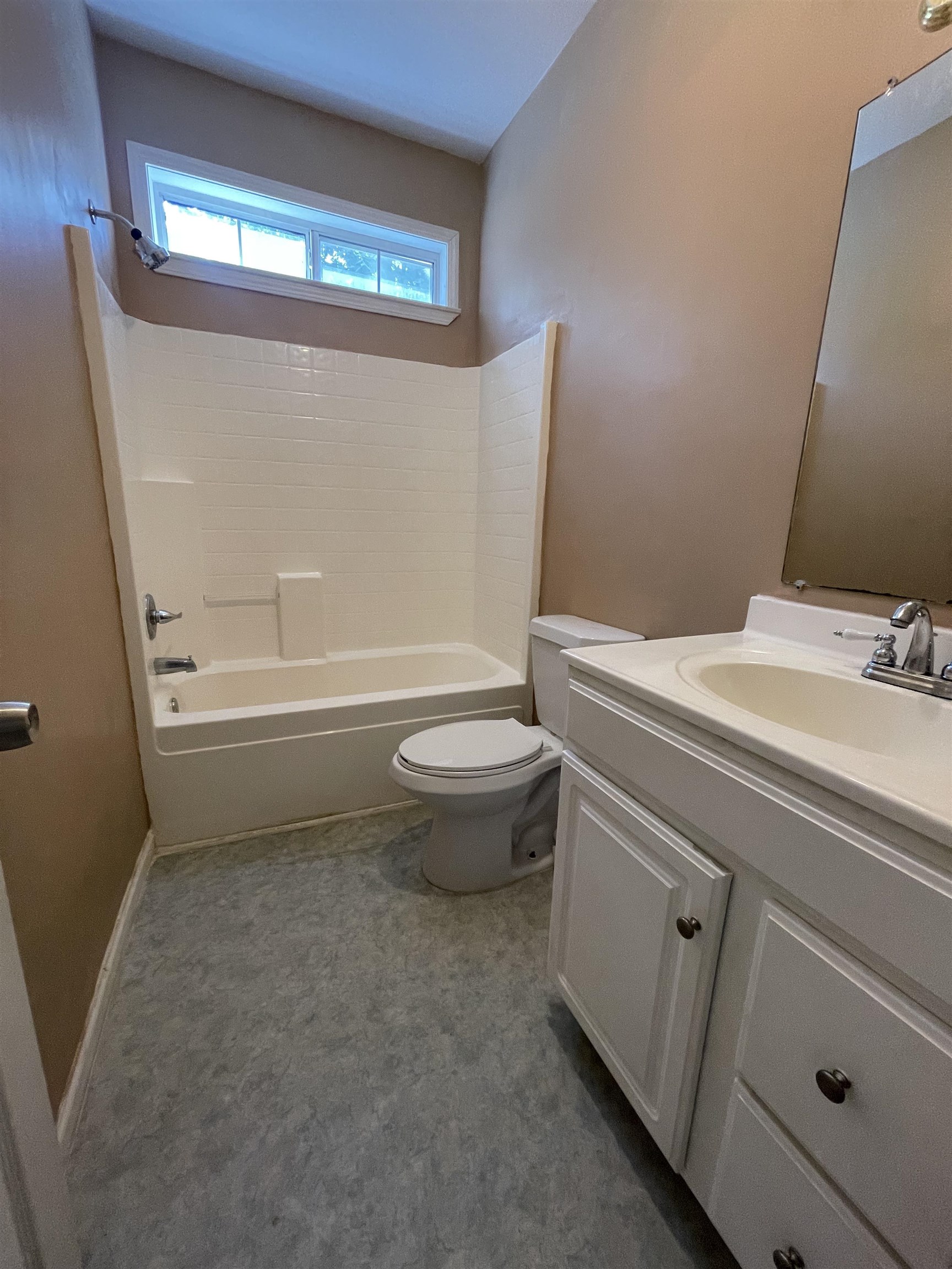 EMERALD VALLEY - Residential