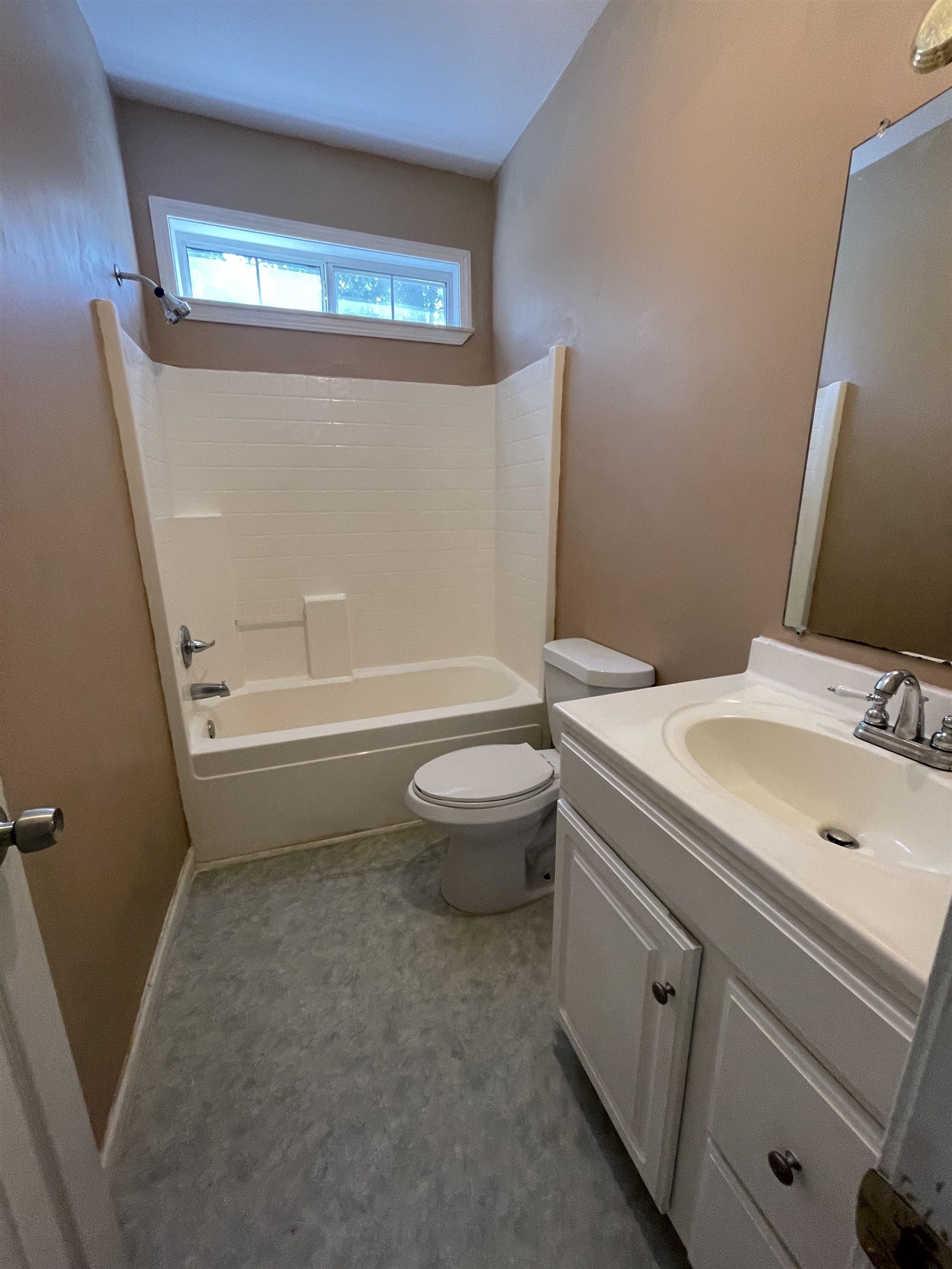 EMERALD VALLEY - Residential