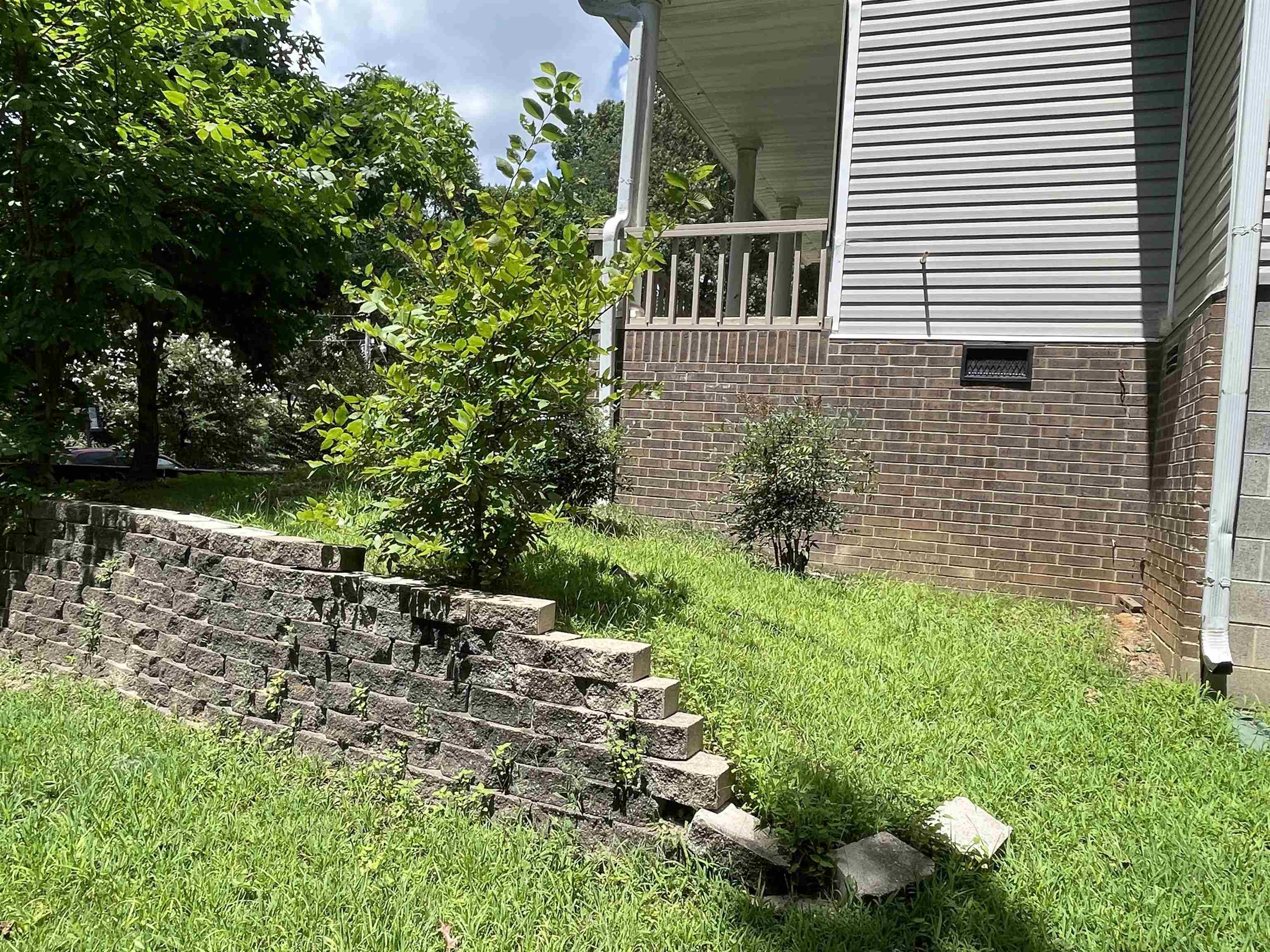 EMERALD VALLEY - Residential