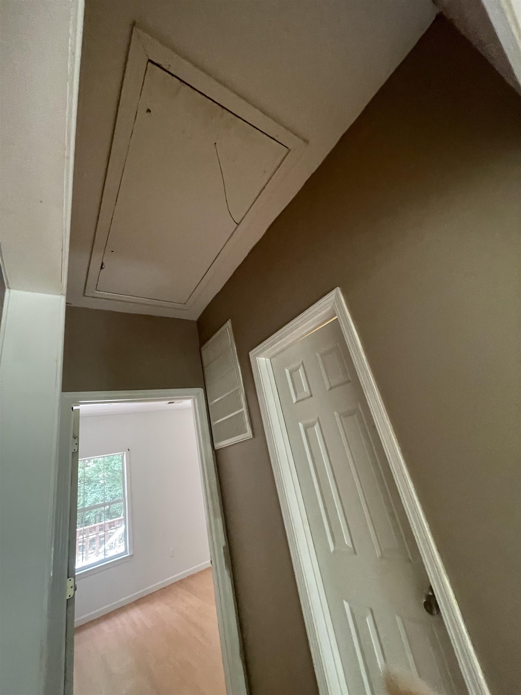 EMERALD VALLEY - Residential