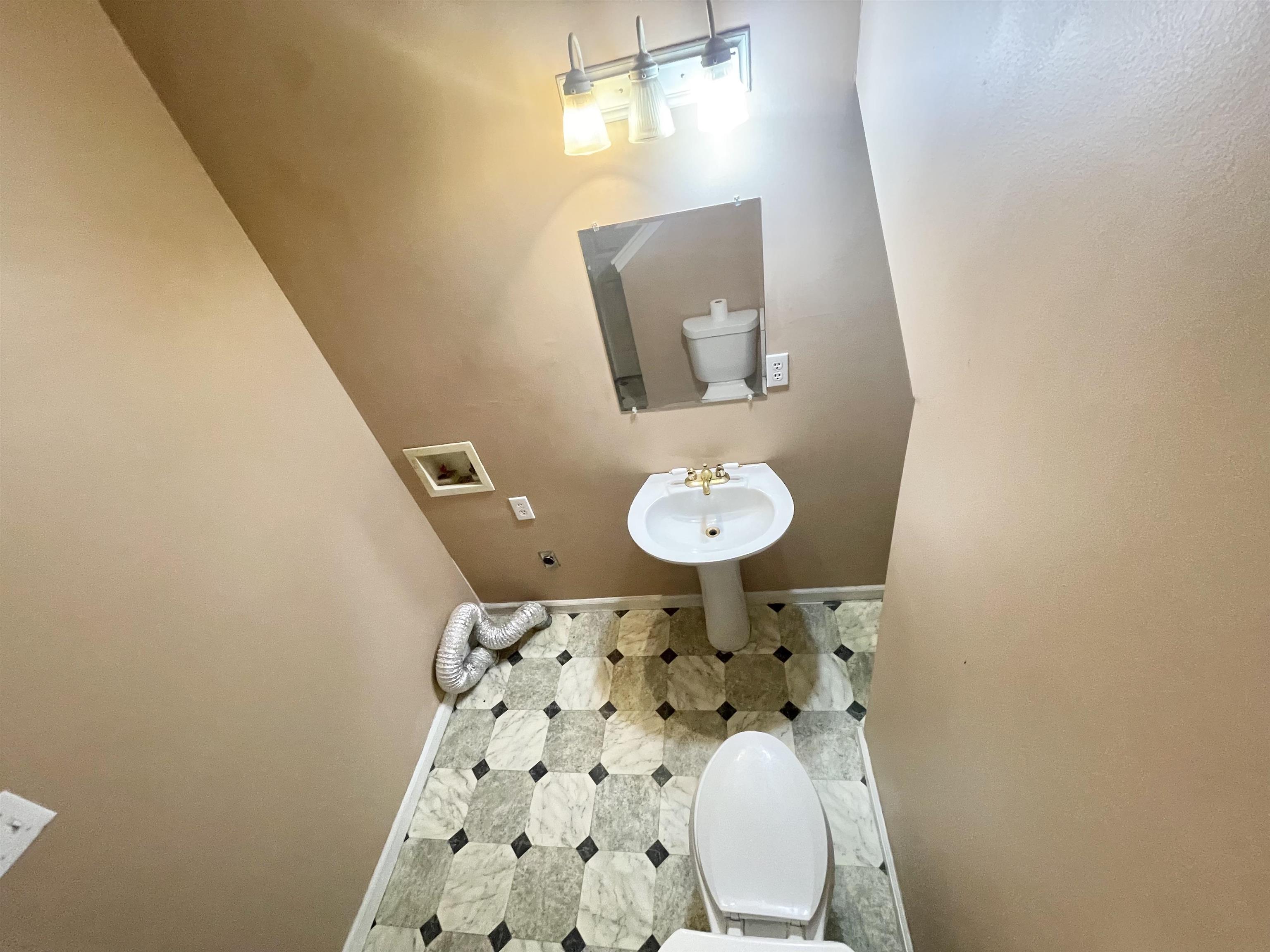 EMERALD VALLEY - Residential