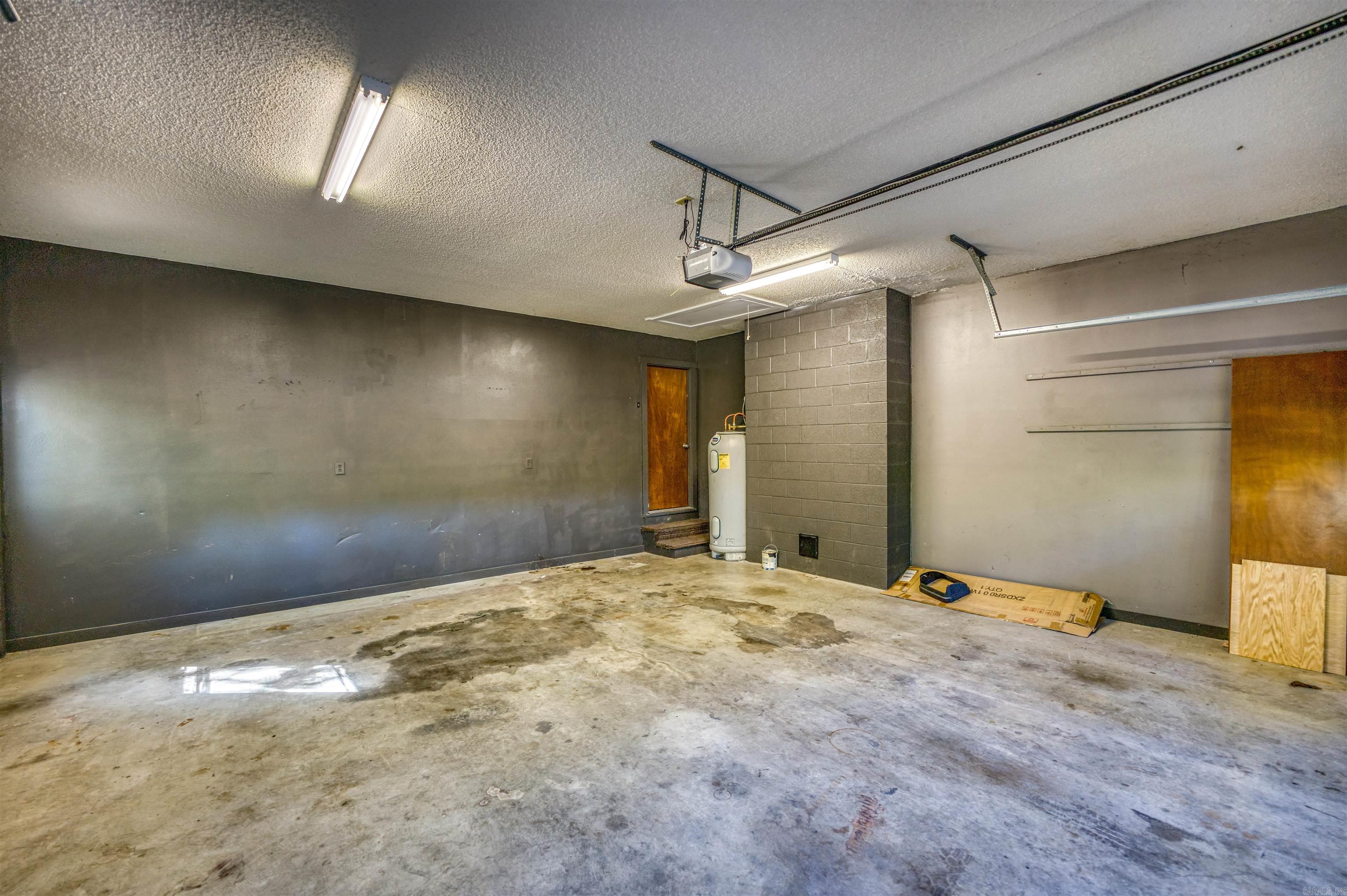 DRIFTWOOD LAKE SUB - Residential