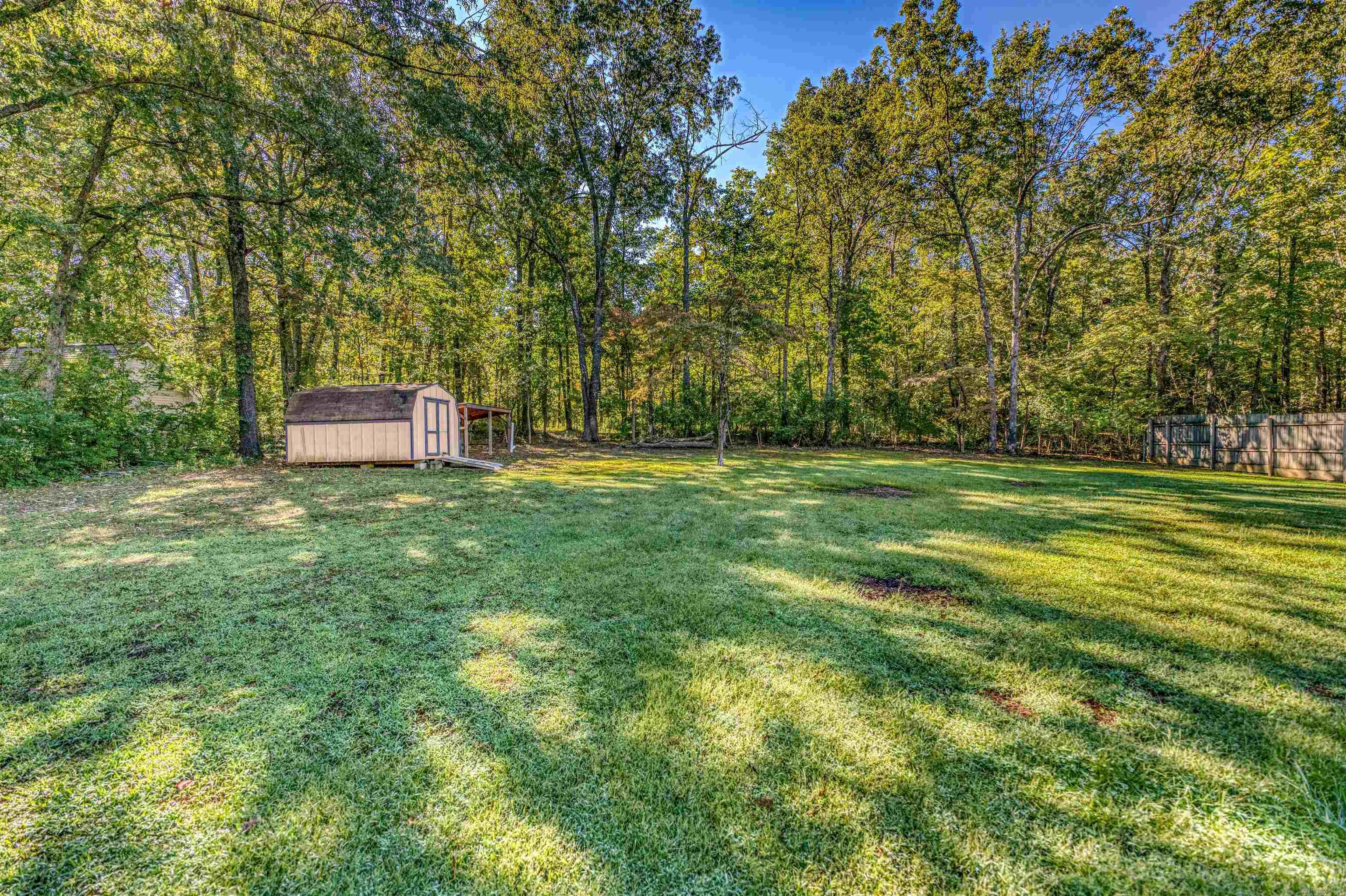 DRIFTWOOD LAKE SUB - Residential