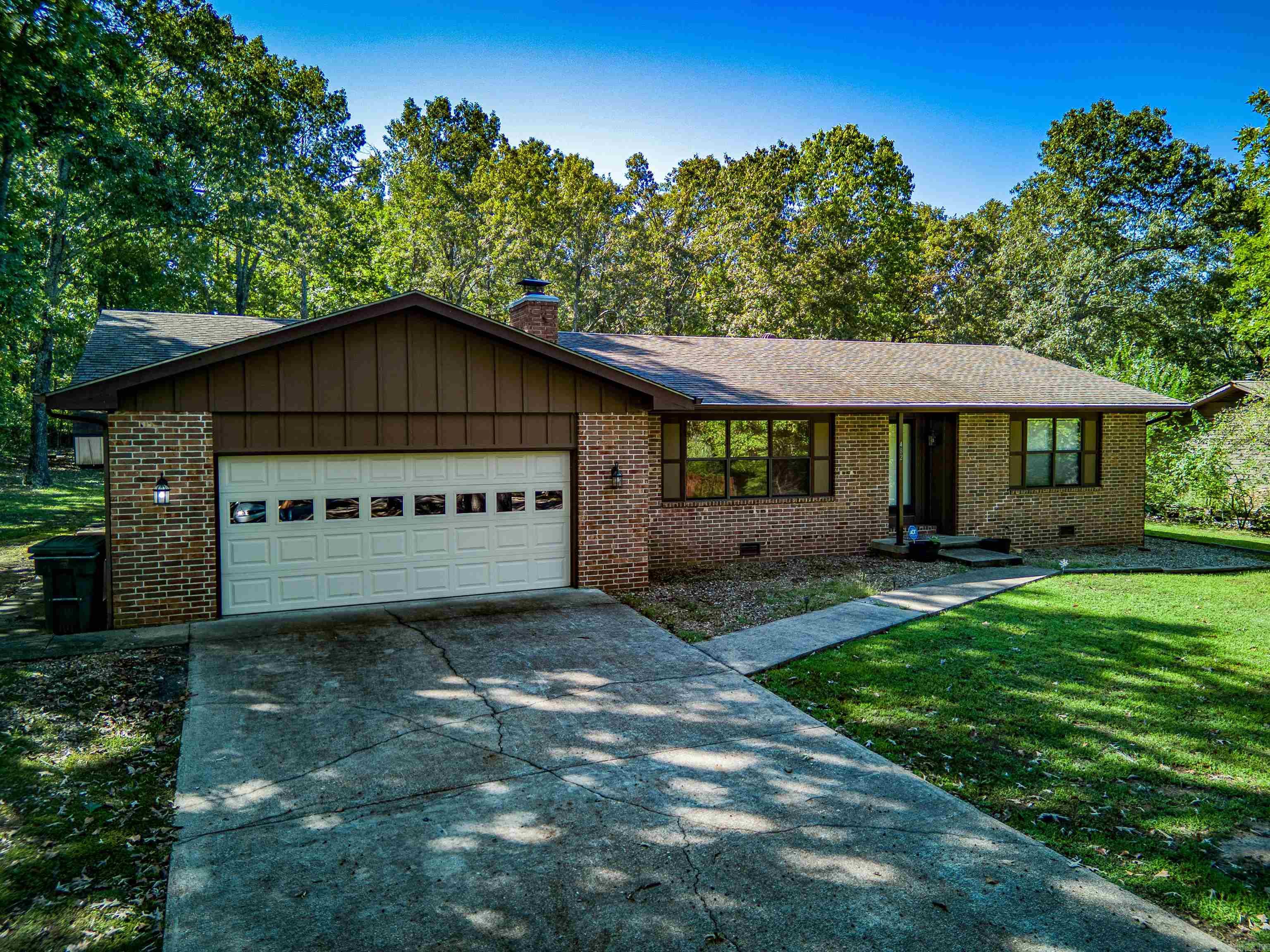 DRIFTWOOD LAKE SUB - Residential