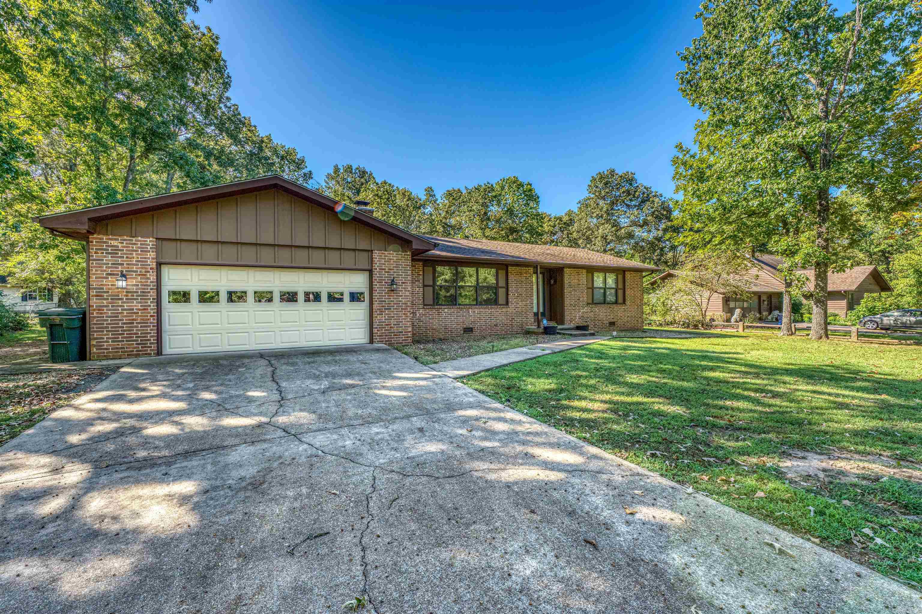 DRIFTWOOD LAKE SUB - Residential