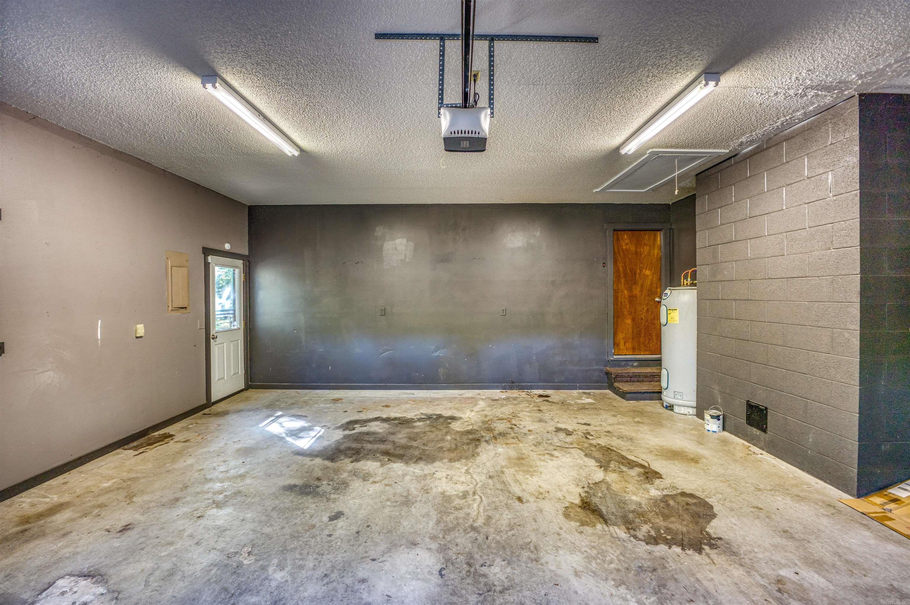 DRIFTWOOD LAKE SUB - Residential