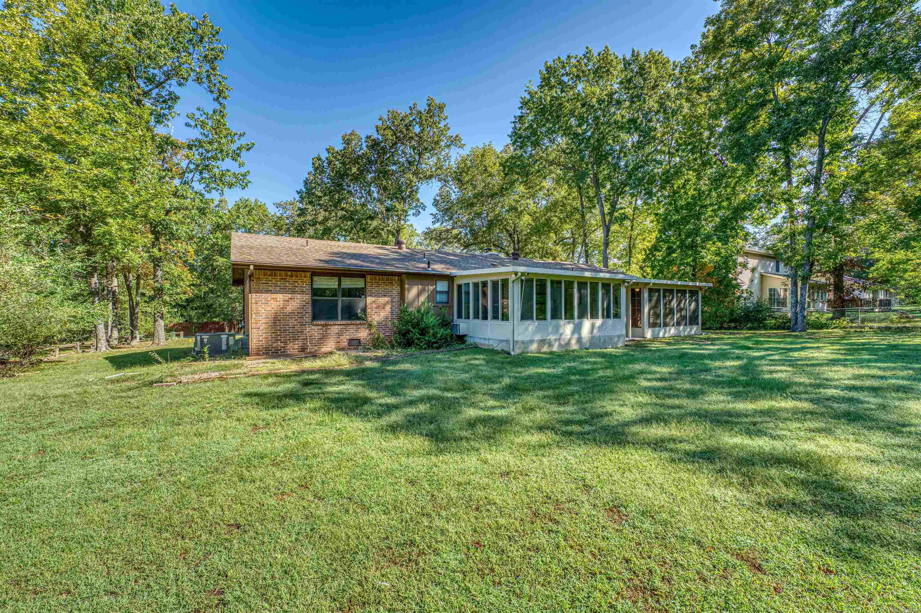 DRIFTWOOD LAKE SUB - Residential