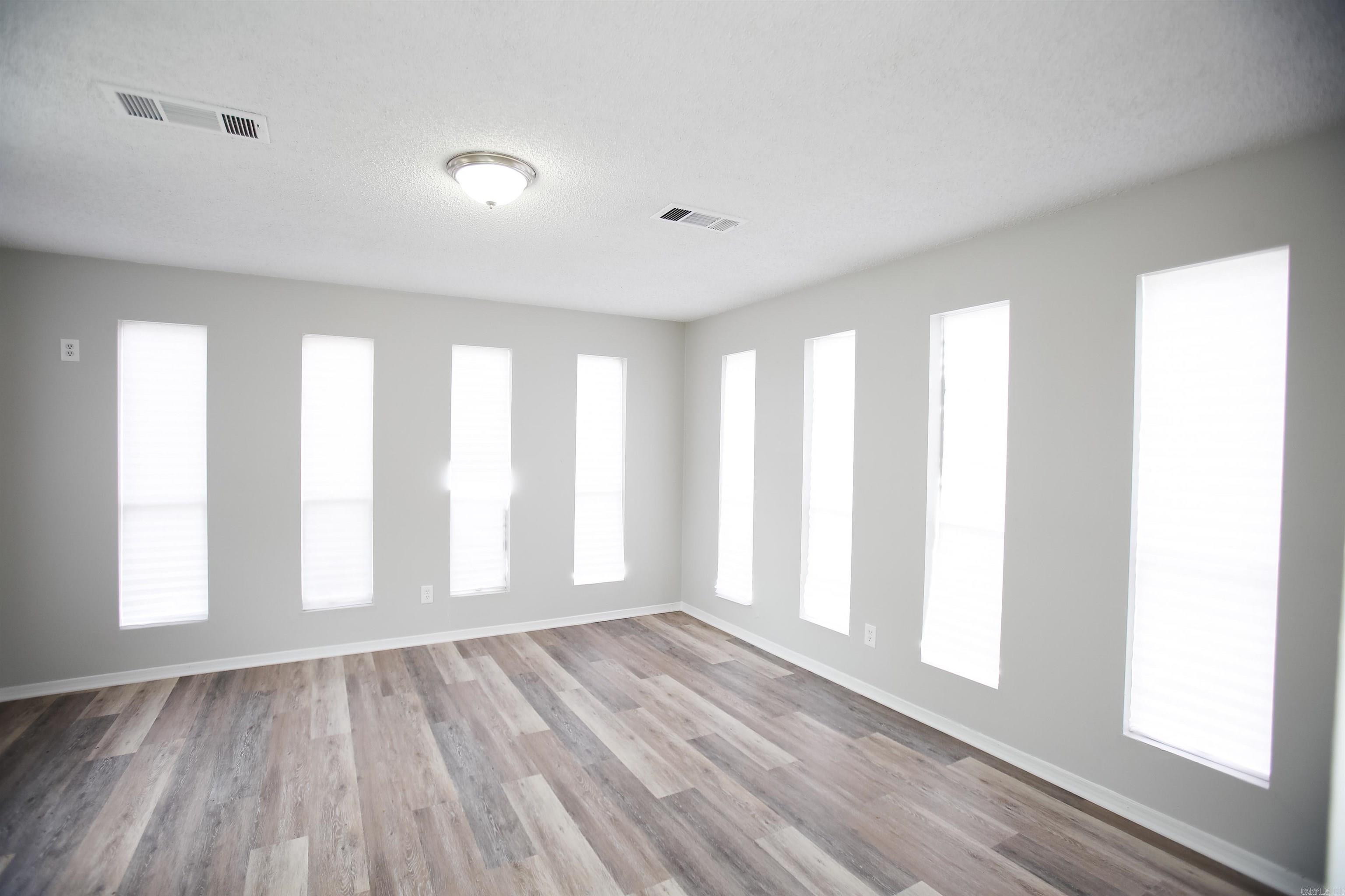 Missouri Pacific - Residential Lease
