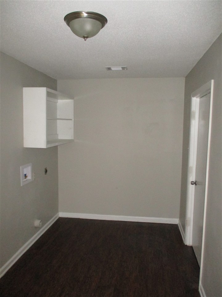 Pecan Lake - Residential Lease