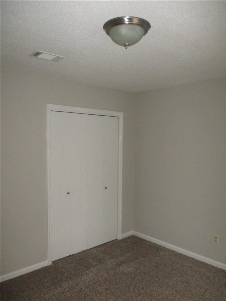 Pecan Lake - Residential Lease