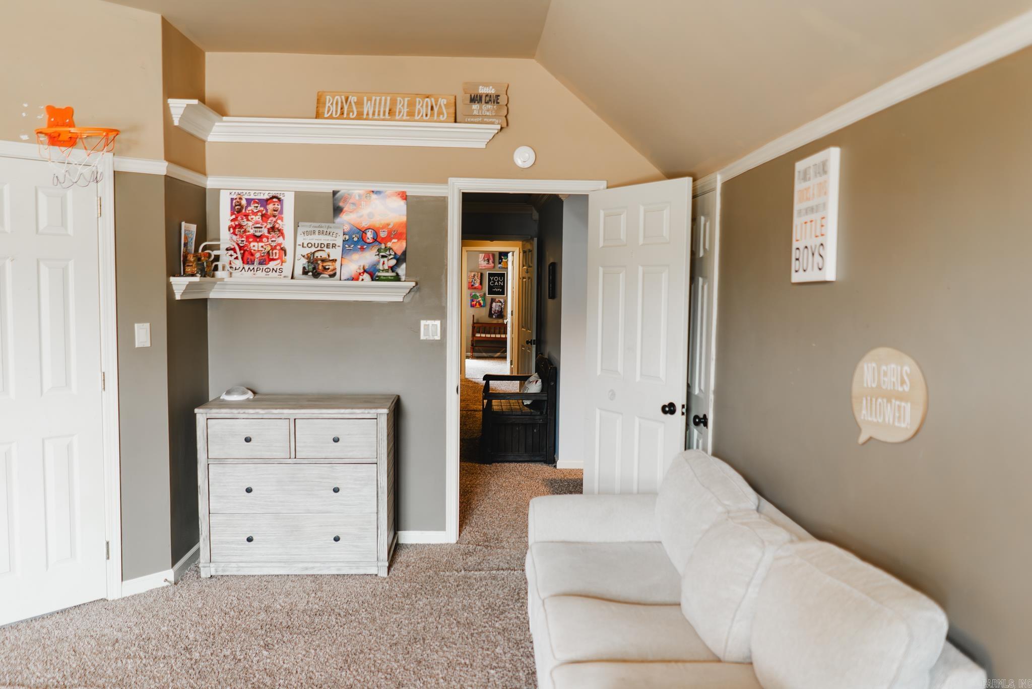 Kenwood Estates - Residential