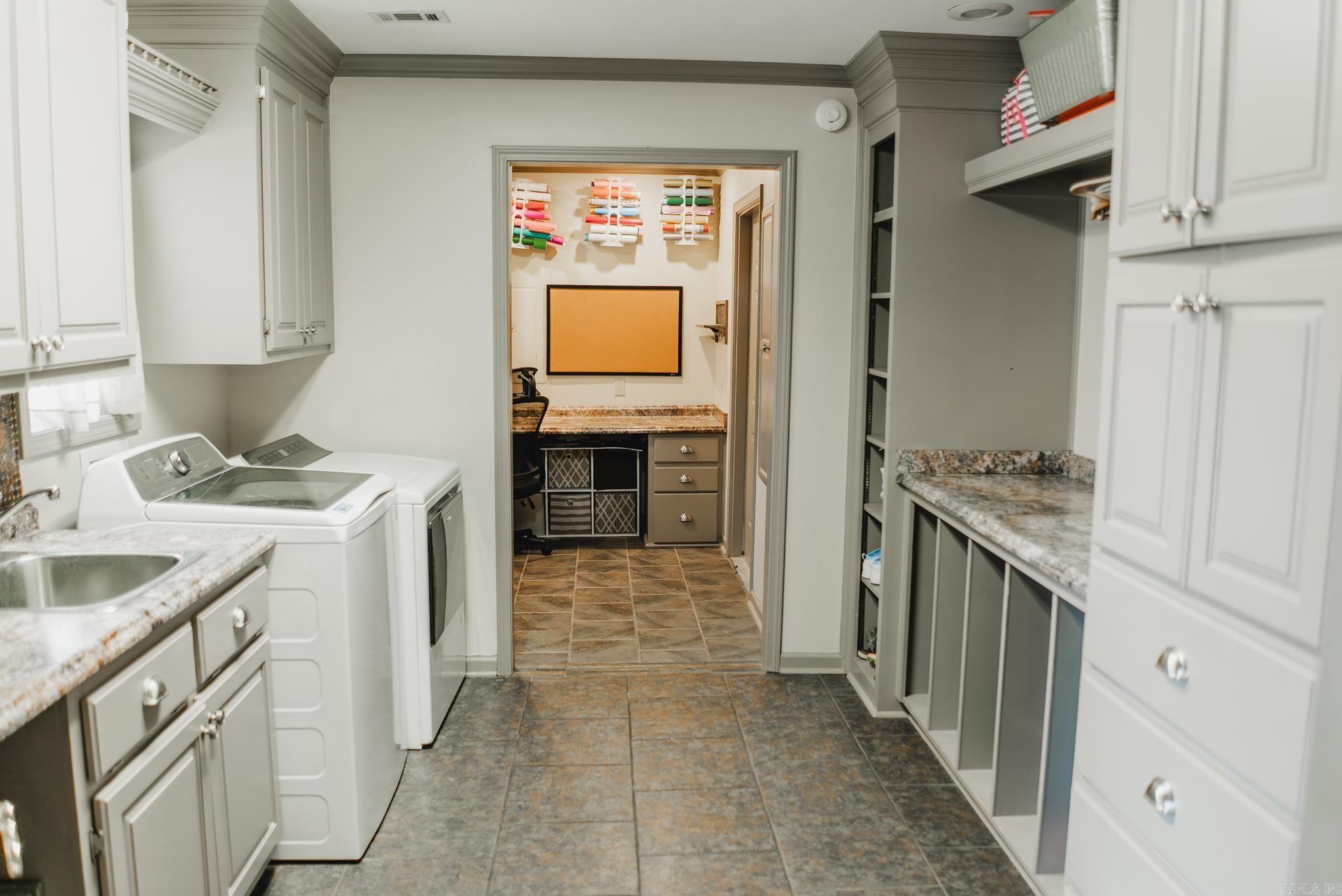 Kenwood Estates - Residential
