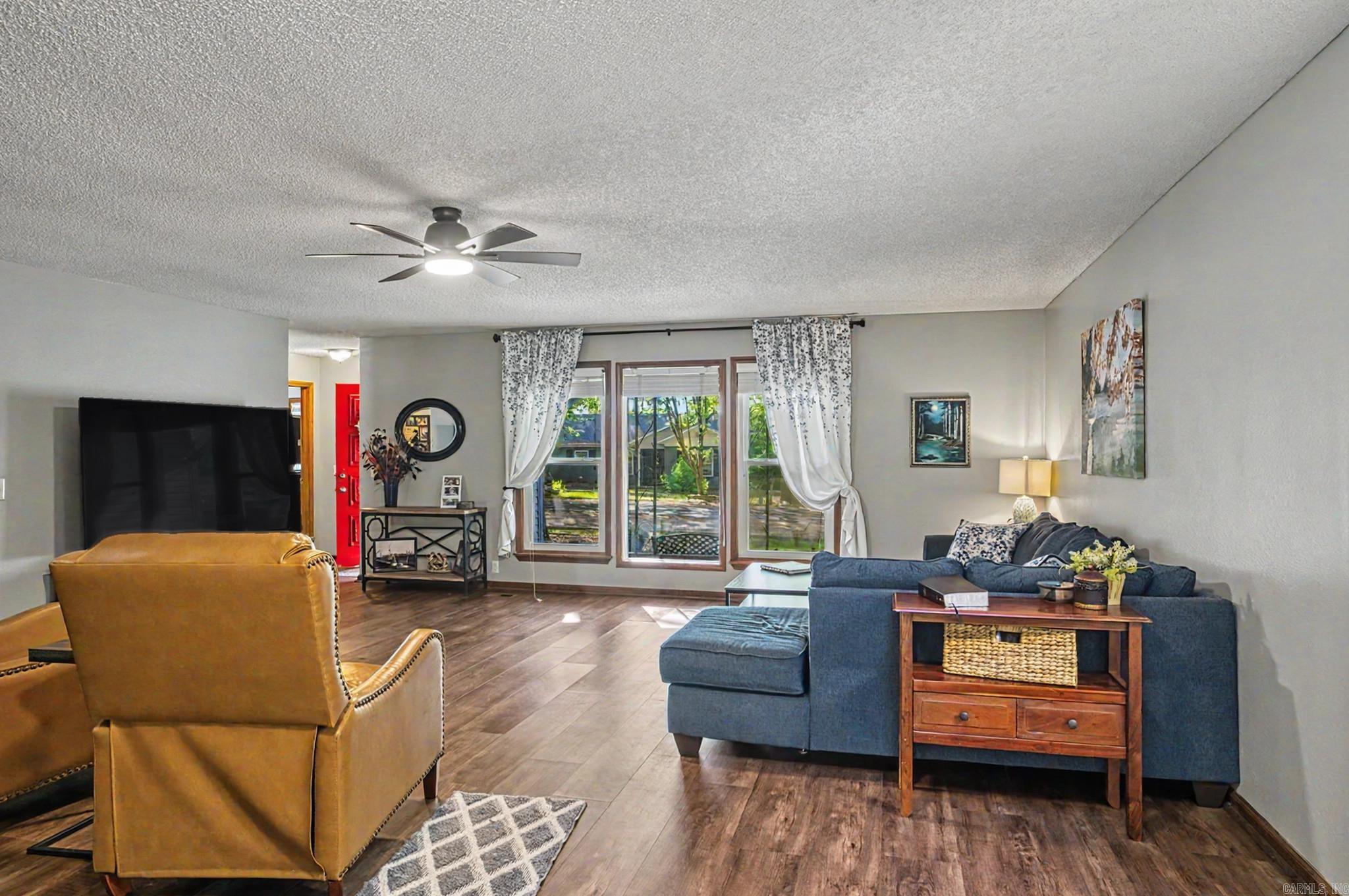 CASTILLO - Residential