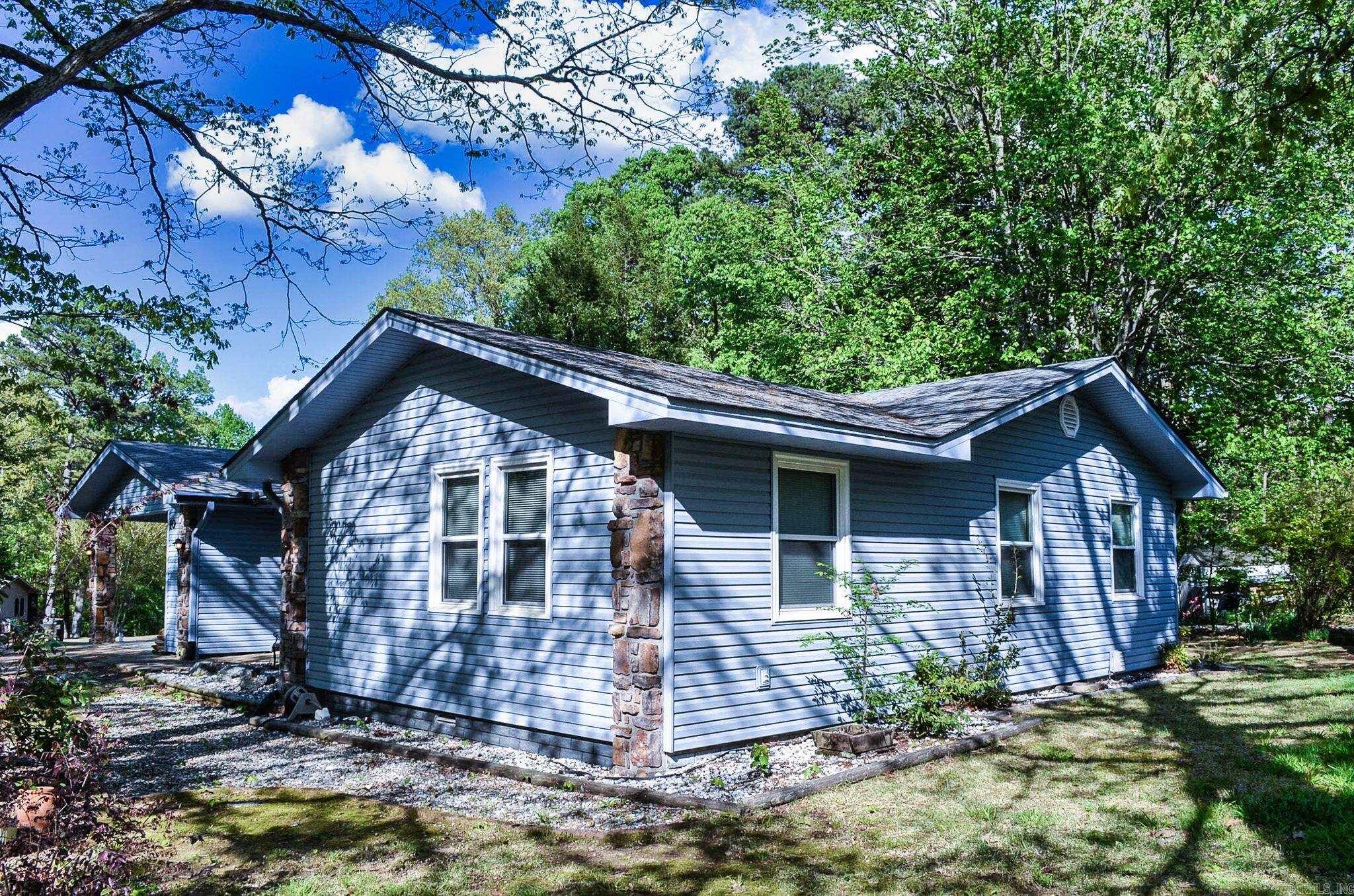 CASTILLO - Residential