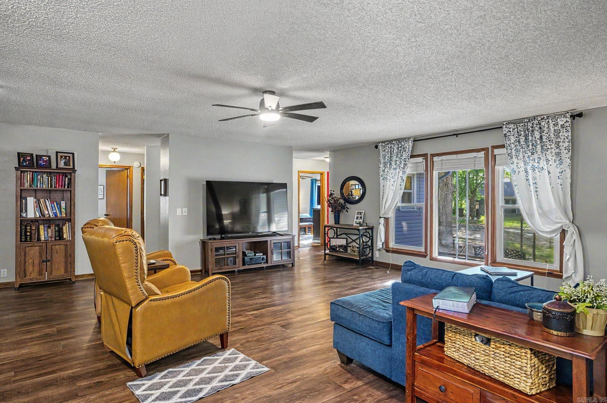 CASTILLO - Residential