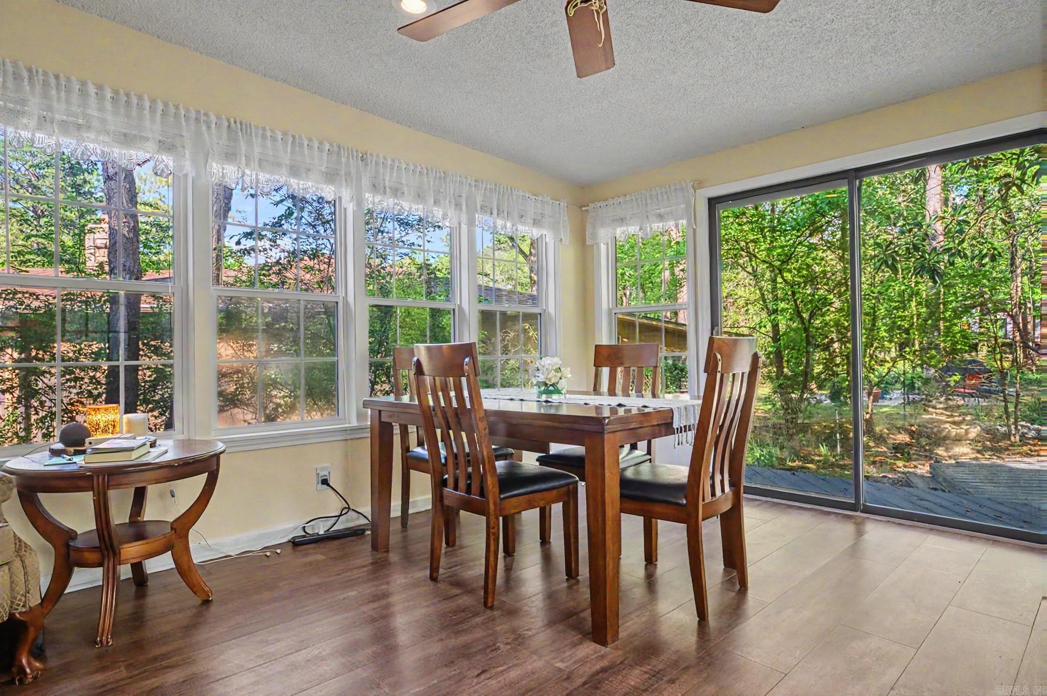 CASTILLO - Residential