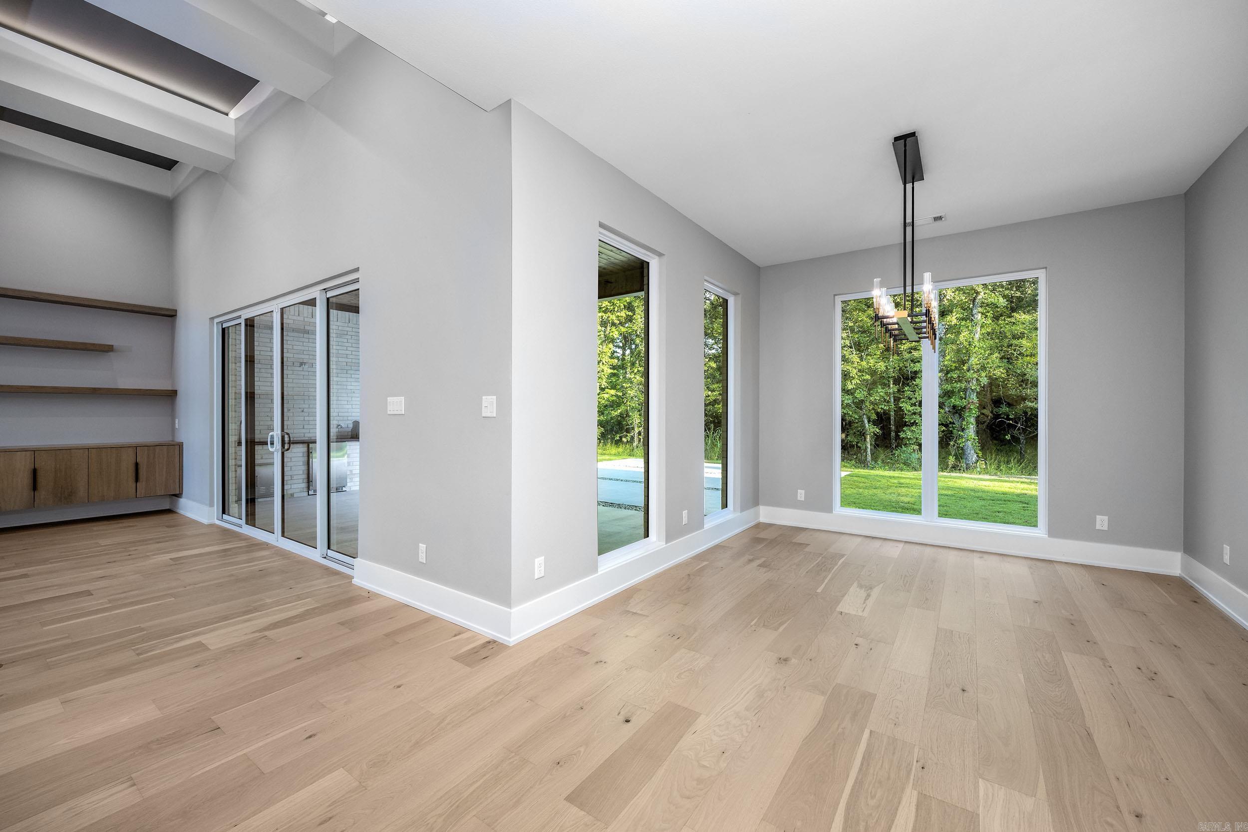 CHENAL VALLEY ABINGTON COURT - Residential