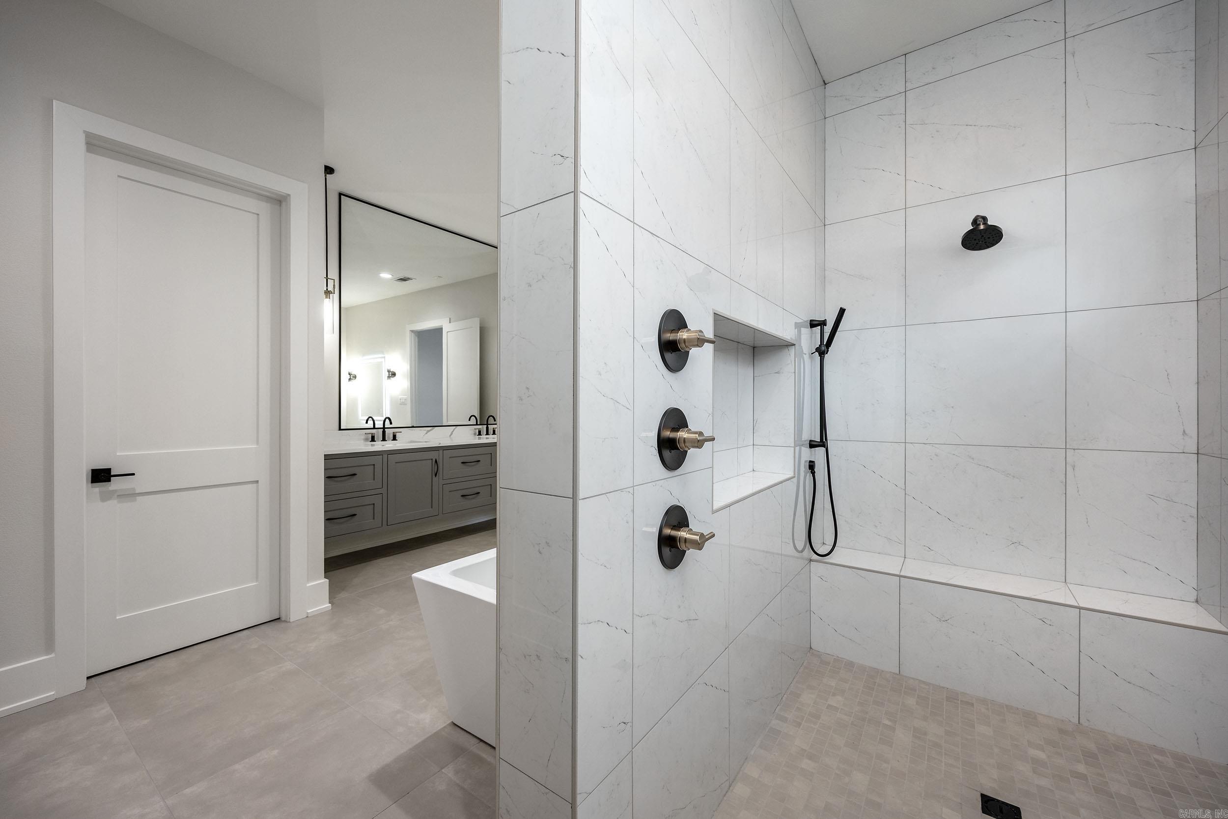 CHENAL VALLEY ABINGTON COURT - Residential