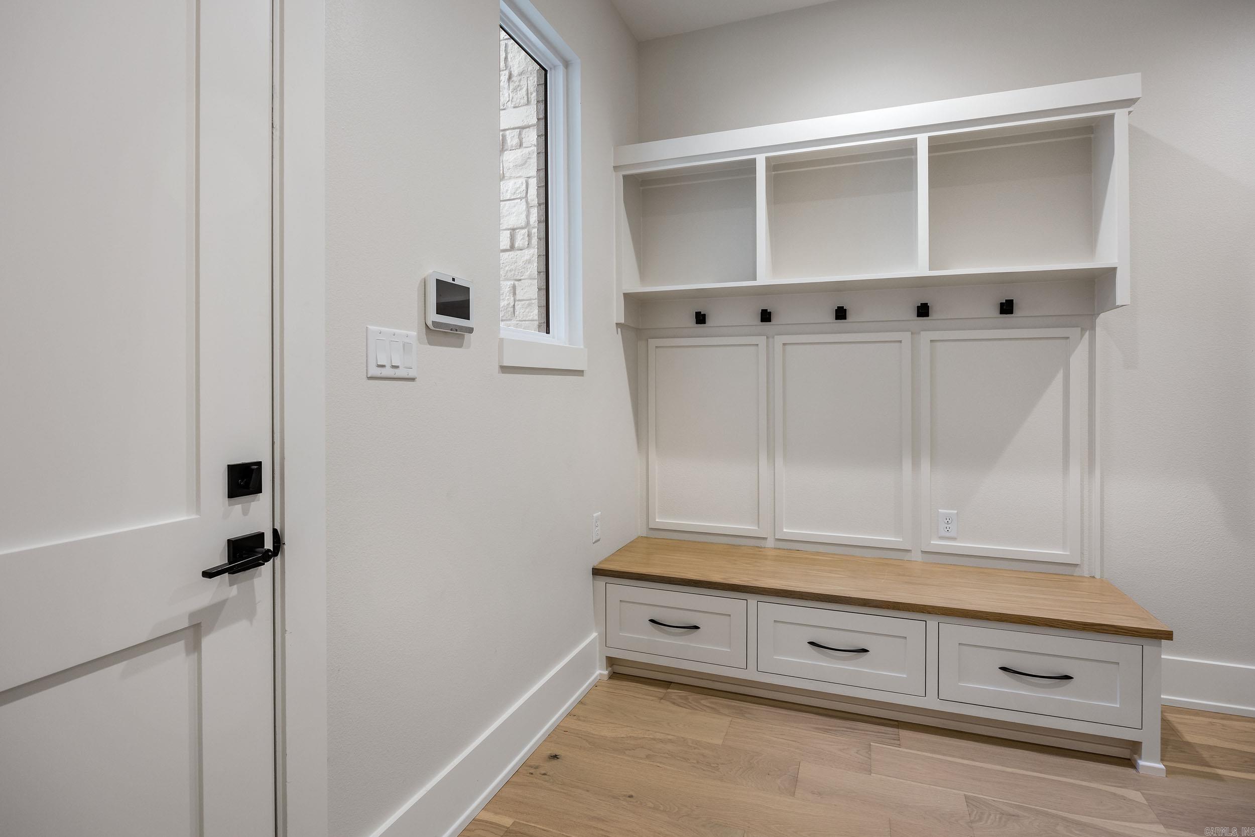 CHENAL VALLEY ABINGTON COURT - Residential