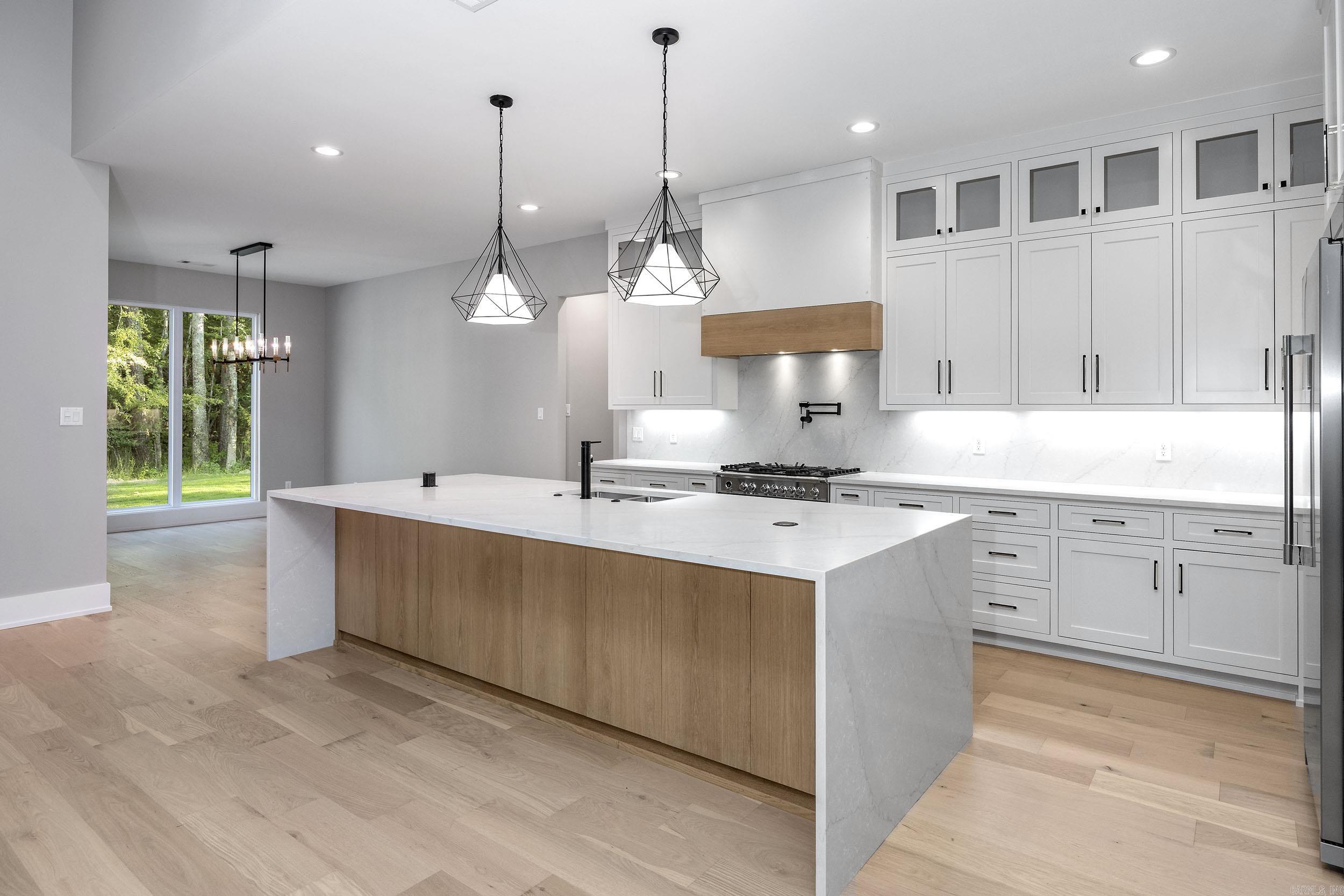 CHENAL VALLEY ABINGTON COURT - Residential