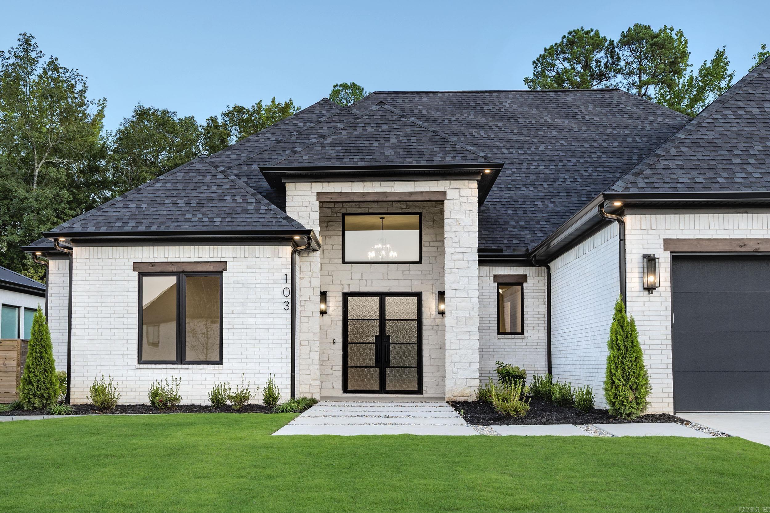 CHENAL VALLEY ABINGTON COURT - Residential
