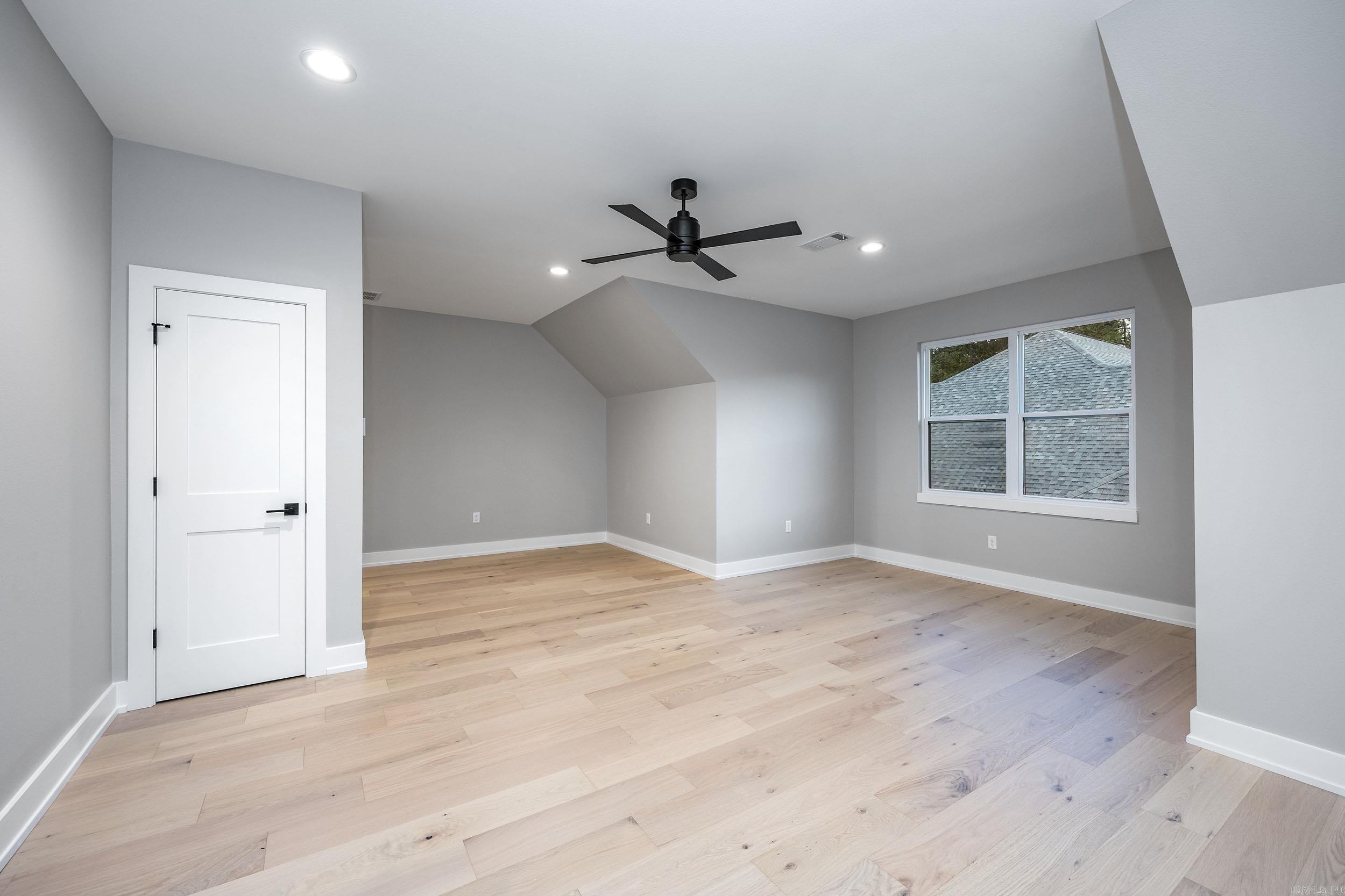 CHENAL VALLEY ABINGTON COURT - Residential