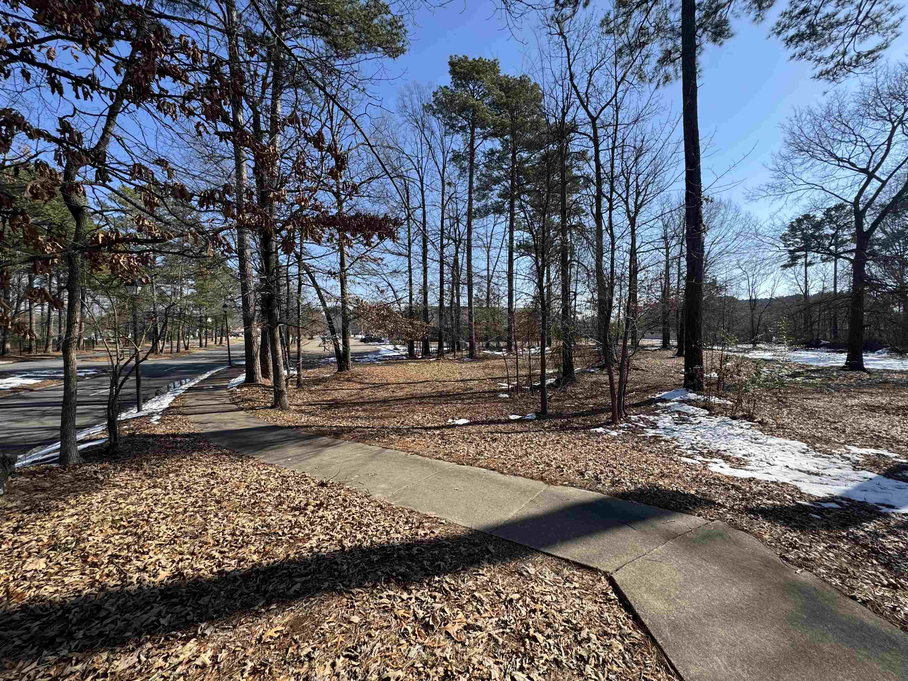 Commercial lot, utilities available on site