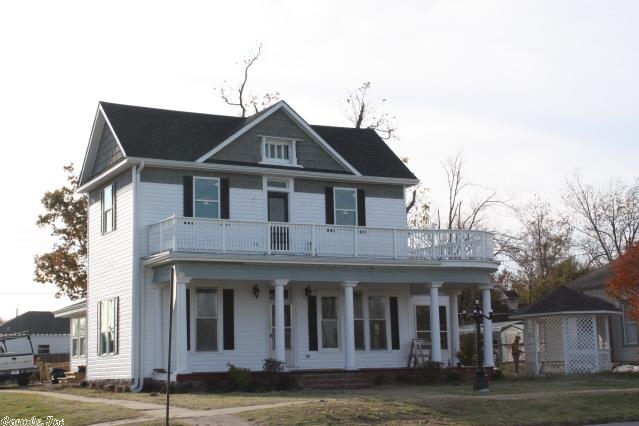 Mena Original - Residential