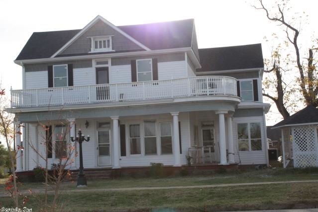 Mena Original - Residential