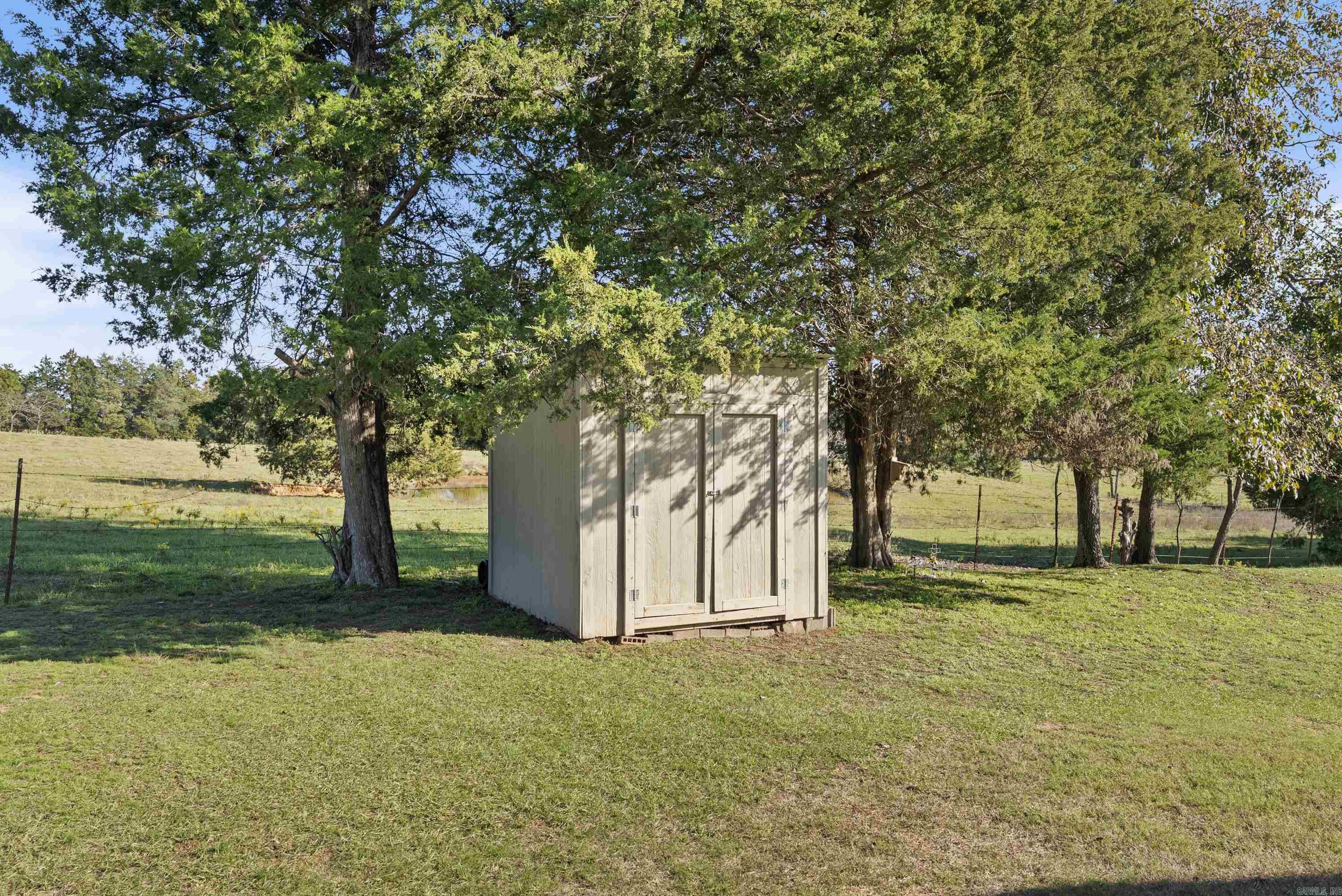 SHADOW VALLEY - Residential