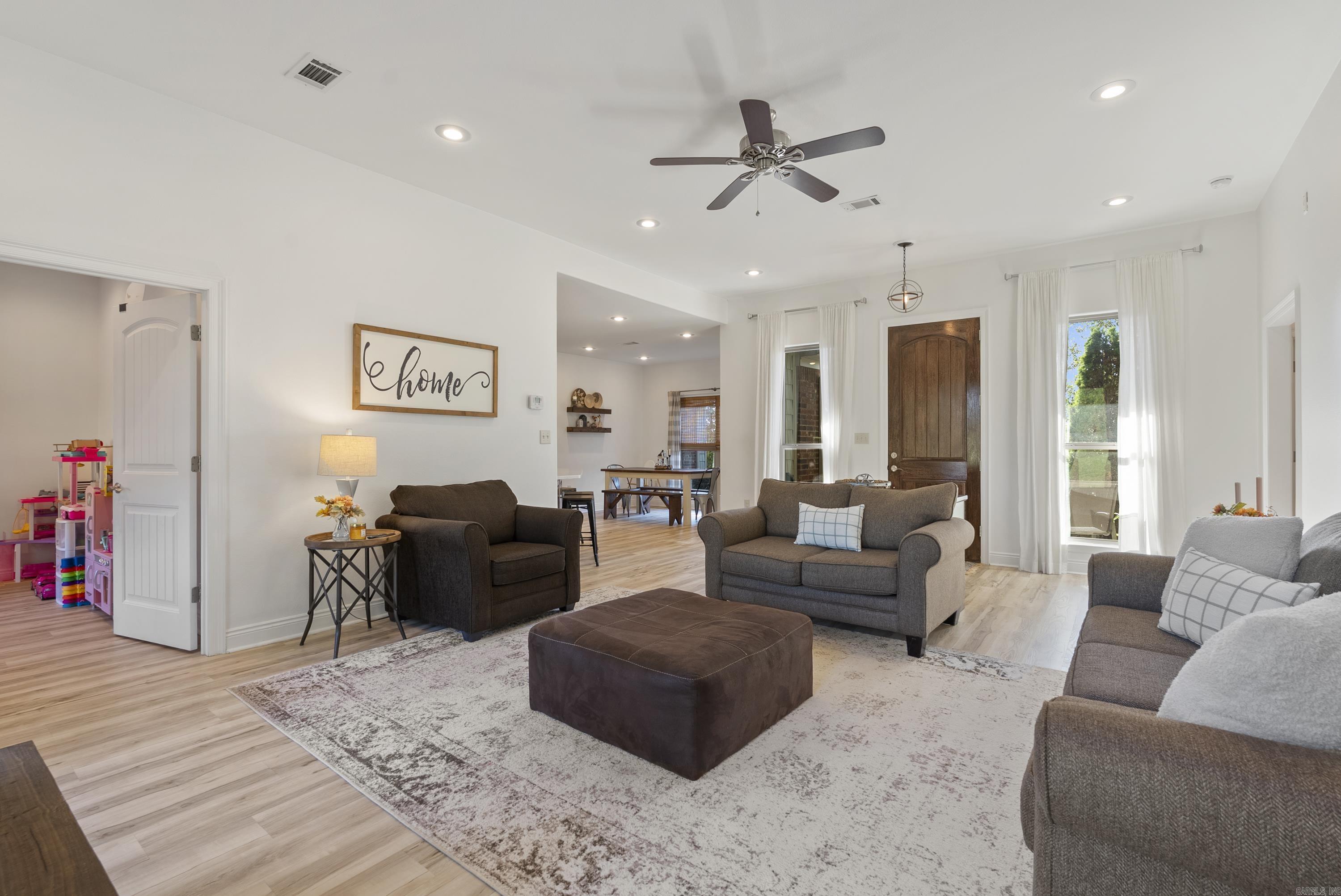 SHADOW VALLEY - Residential