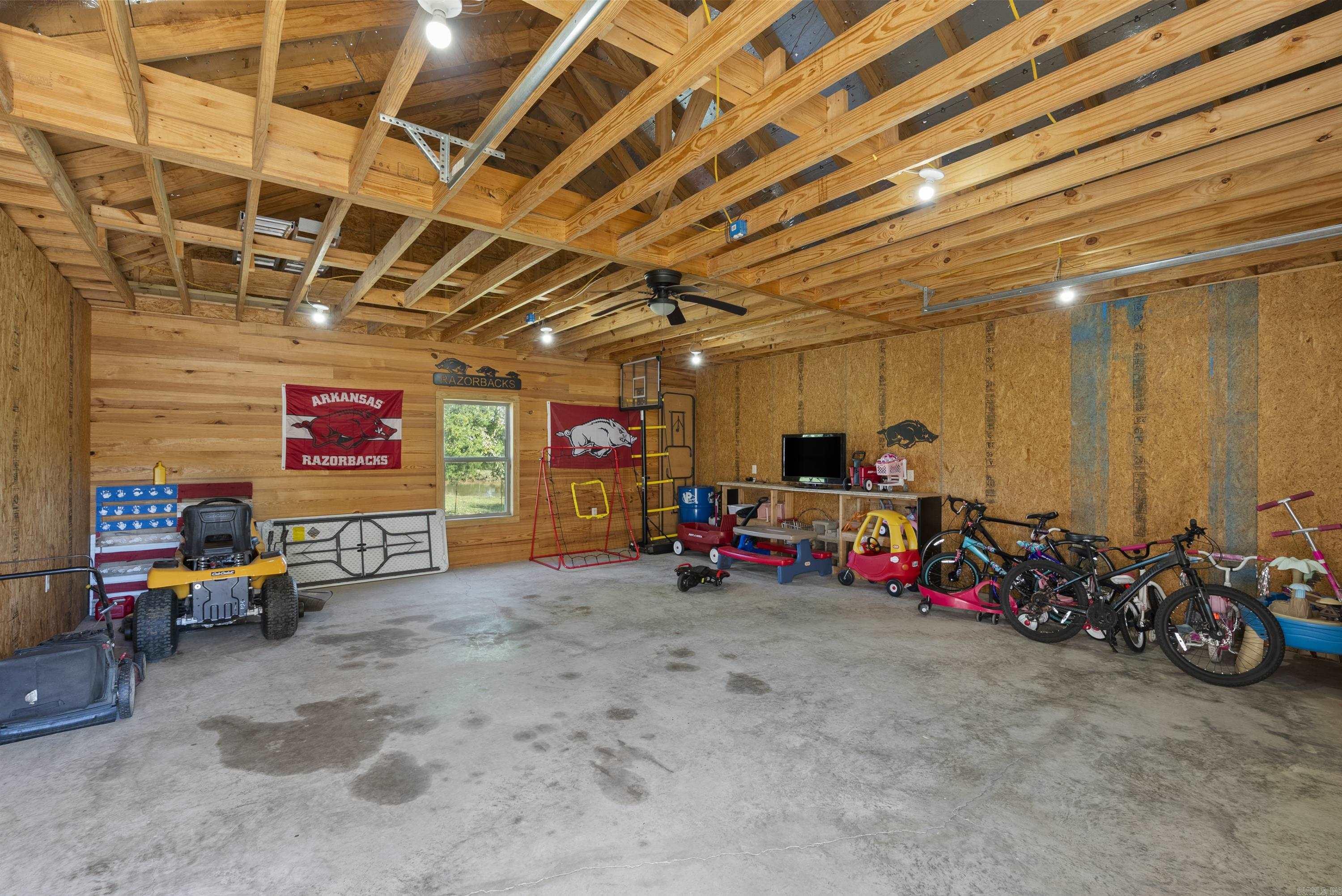 SHADOW VALLEY - Residential