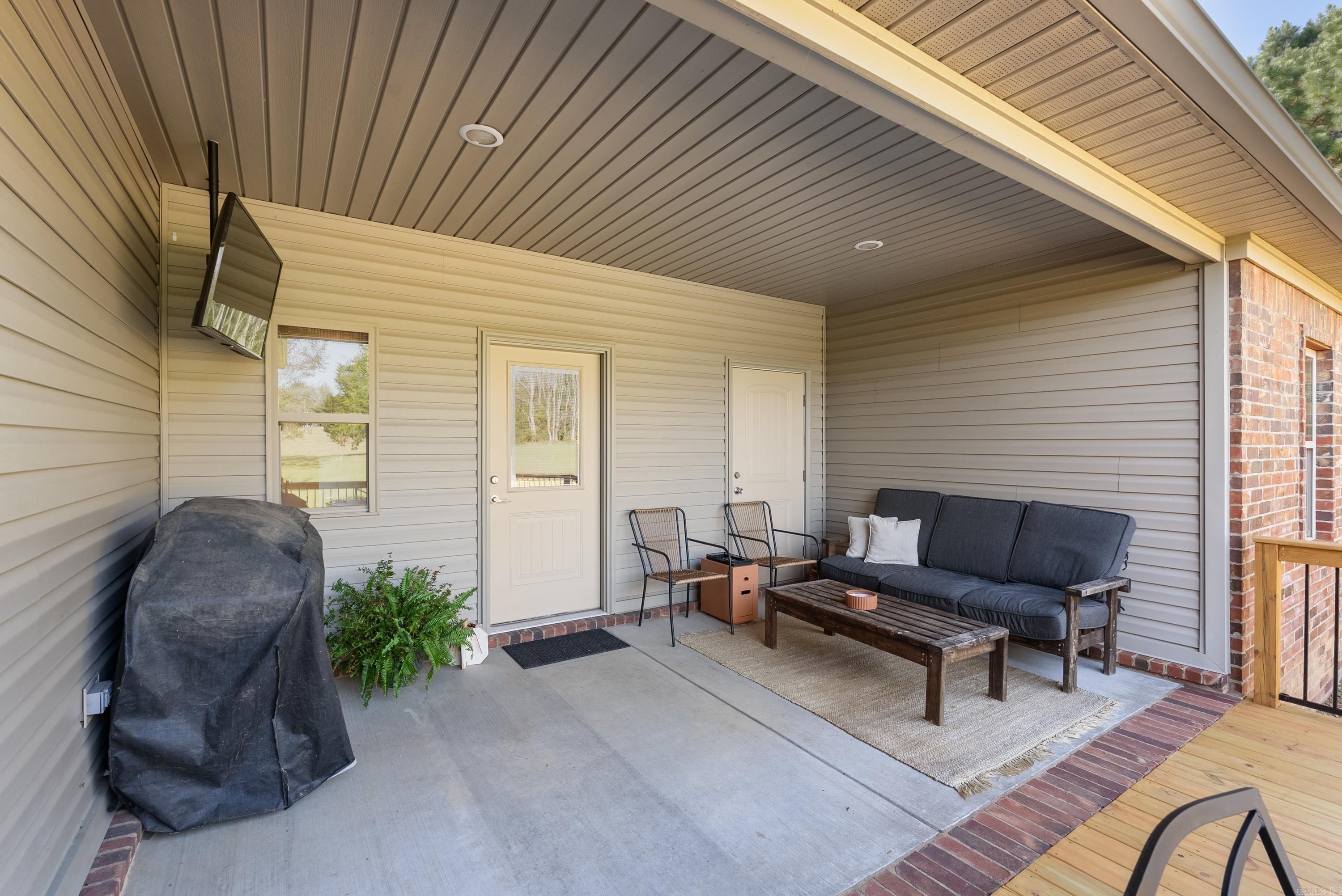 SHADOW VALLEY - Residential