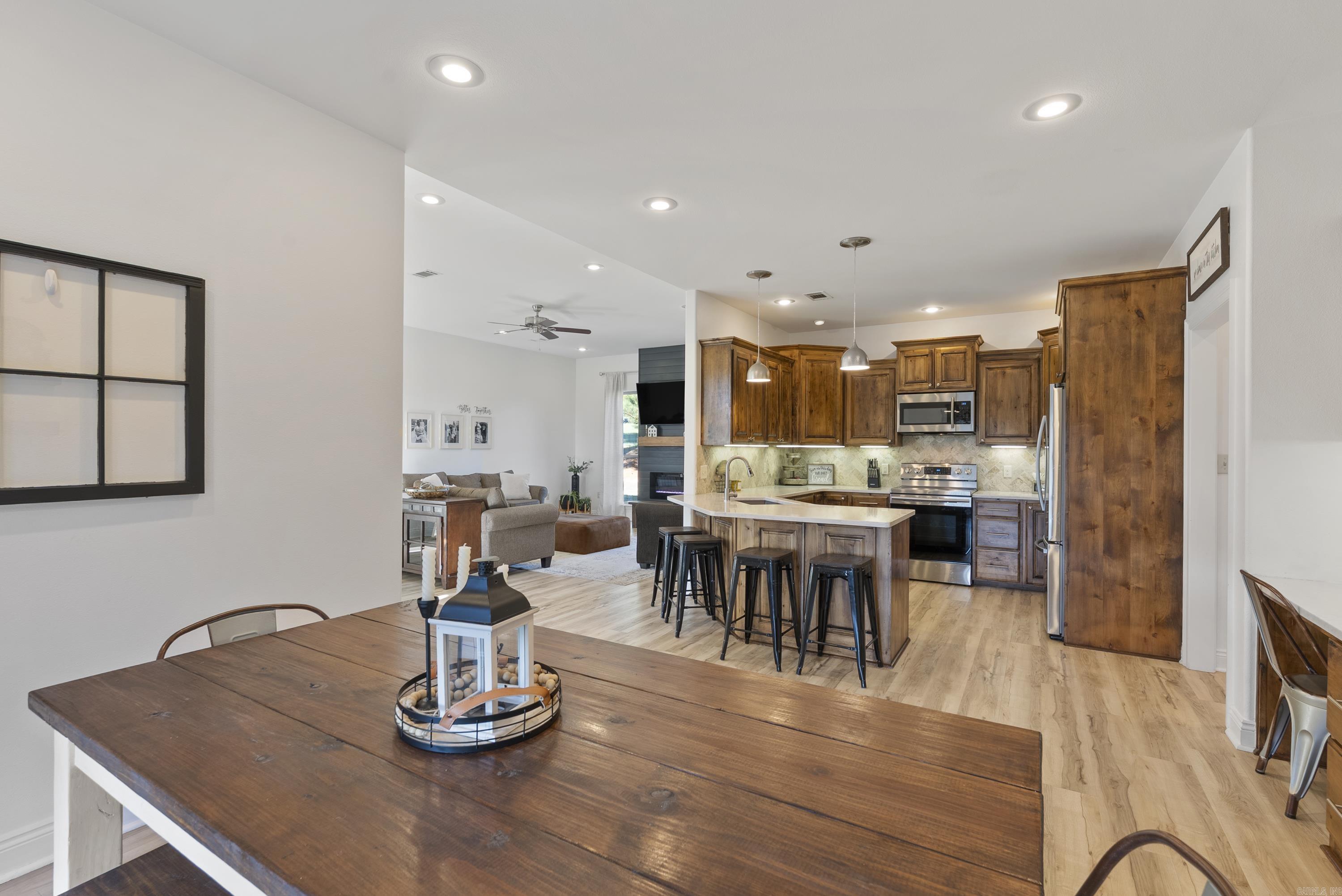 SHADOW VALLEY - Residential