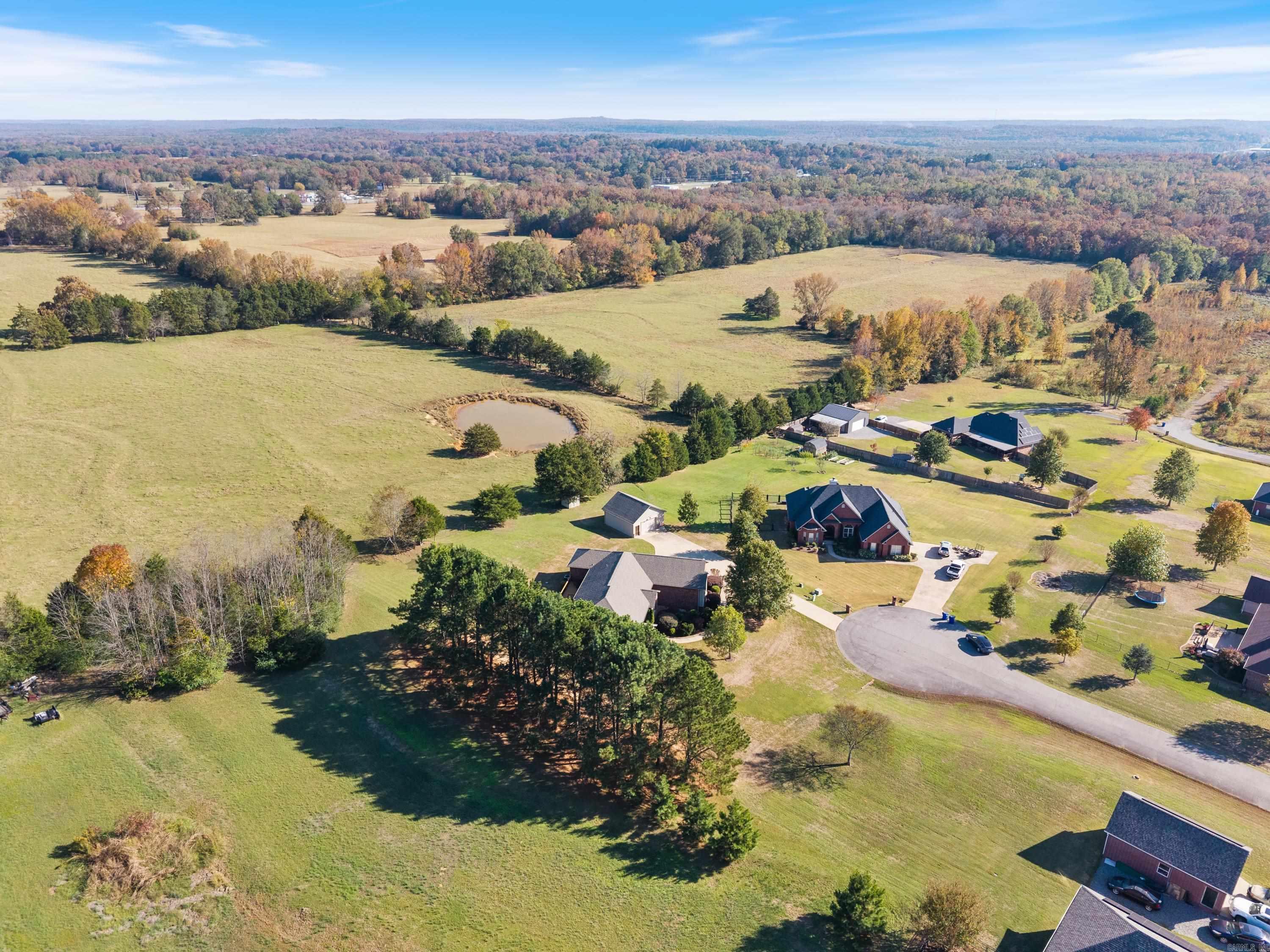 SHADOW VALLEY - Residential