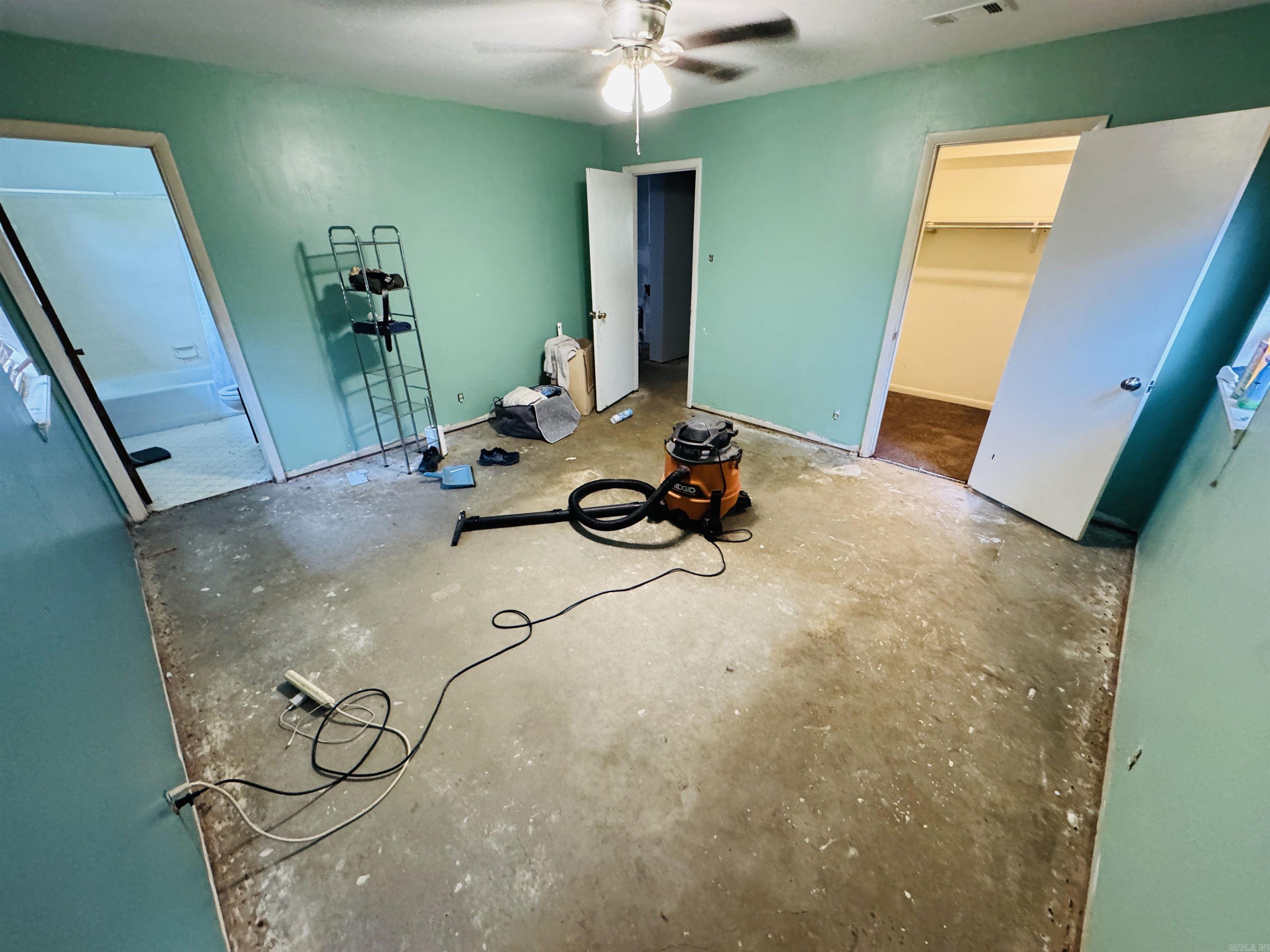 CADDO ACRES - Residential