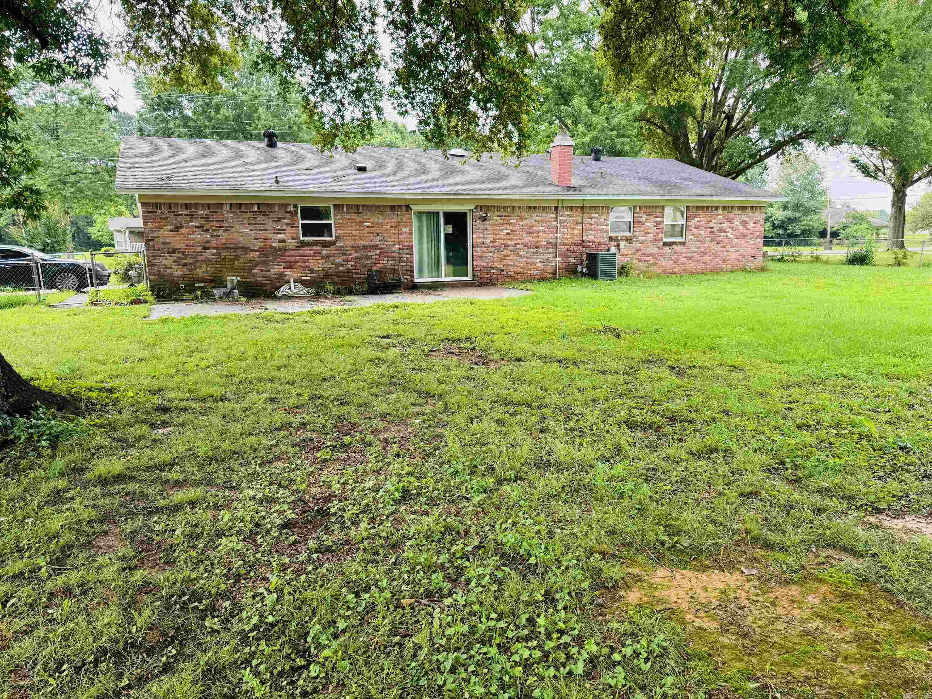 CADDO ACRES - Residential