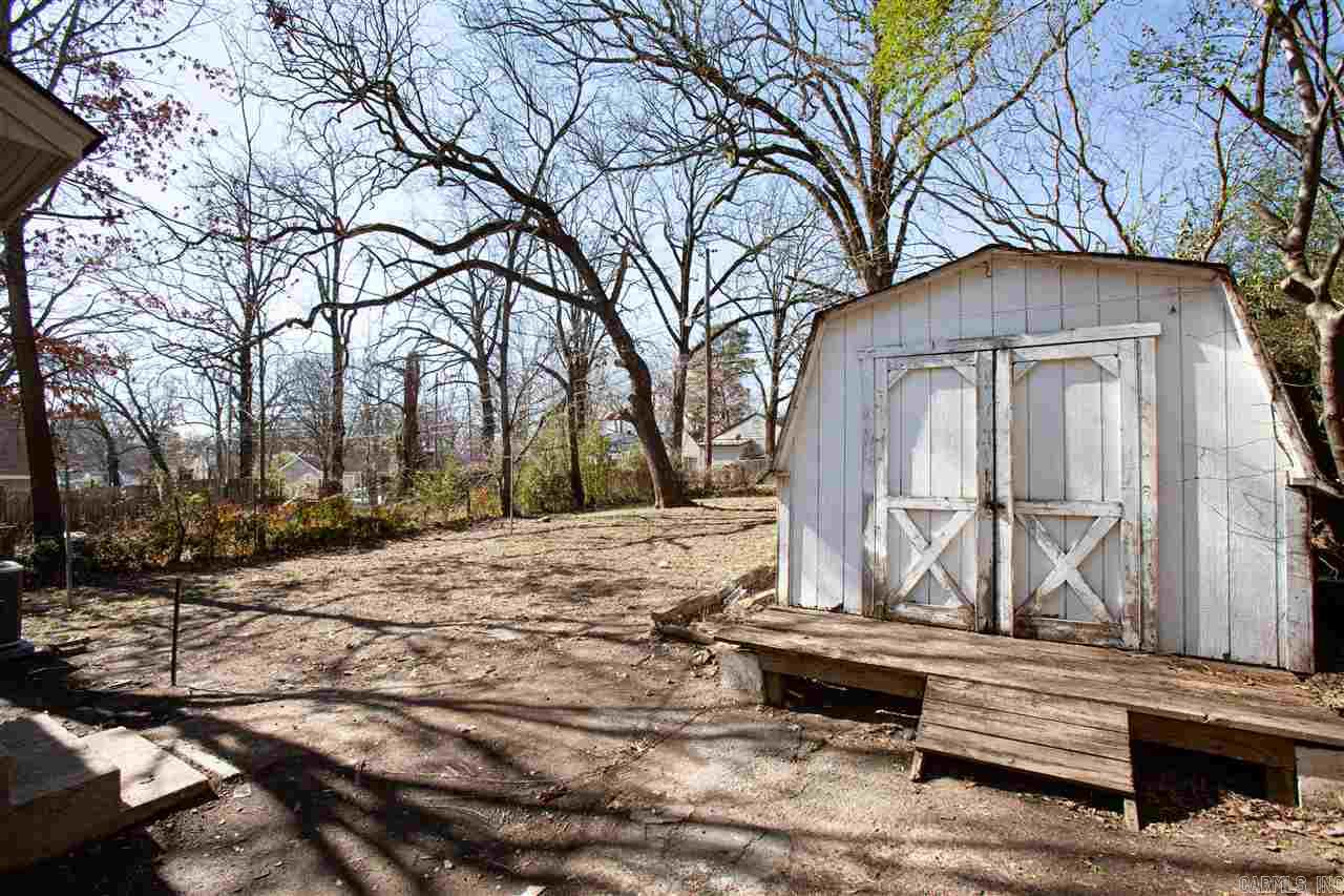 CHERRY & COX - Residential Lease