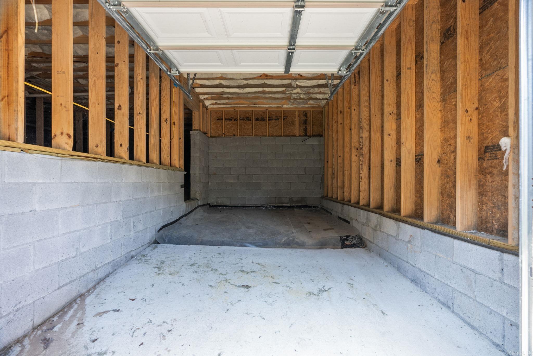 WELLINGTON PLACE - Residential