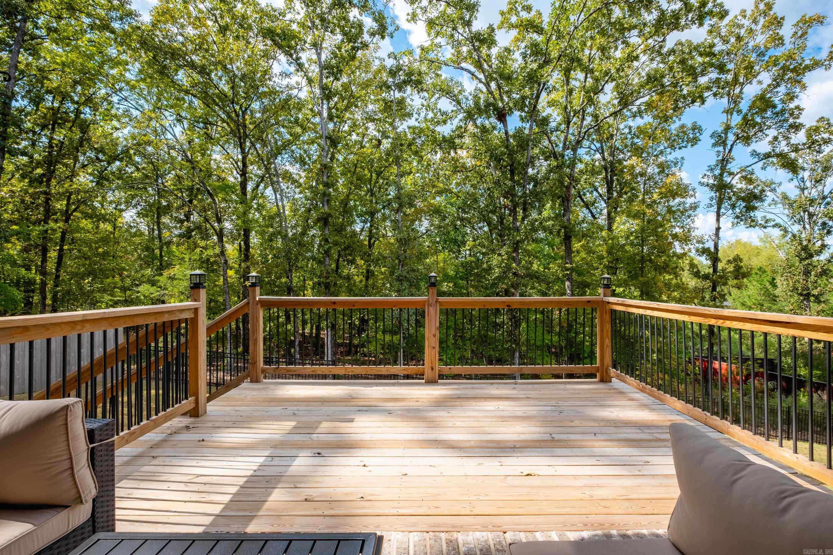 WELLINGTON PLACE - Residential