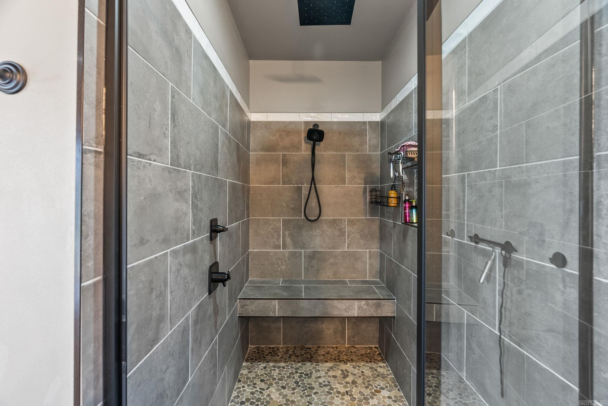 WELLINGTON PLACE - Residential