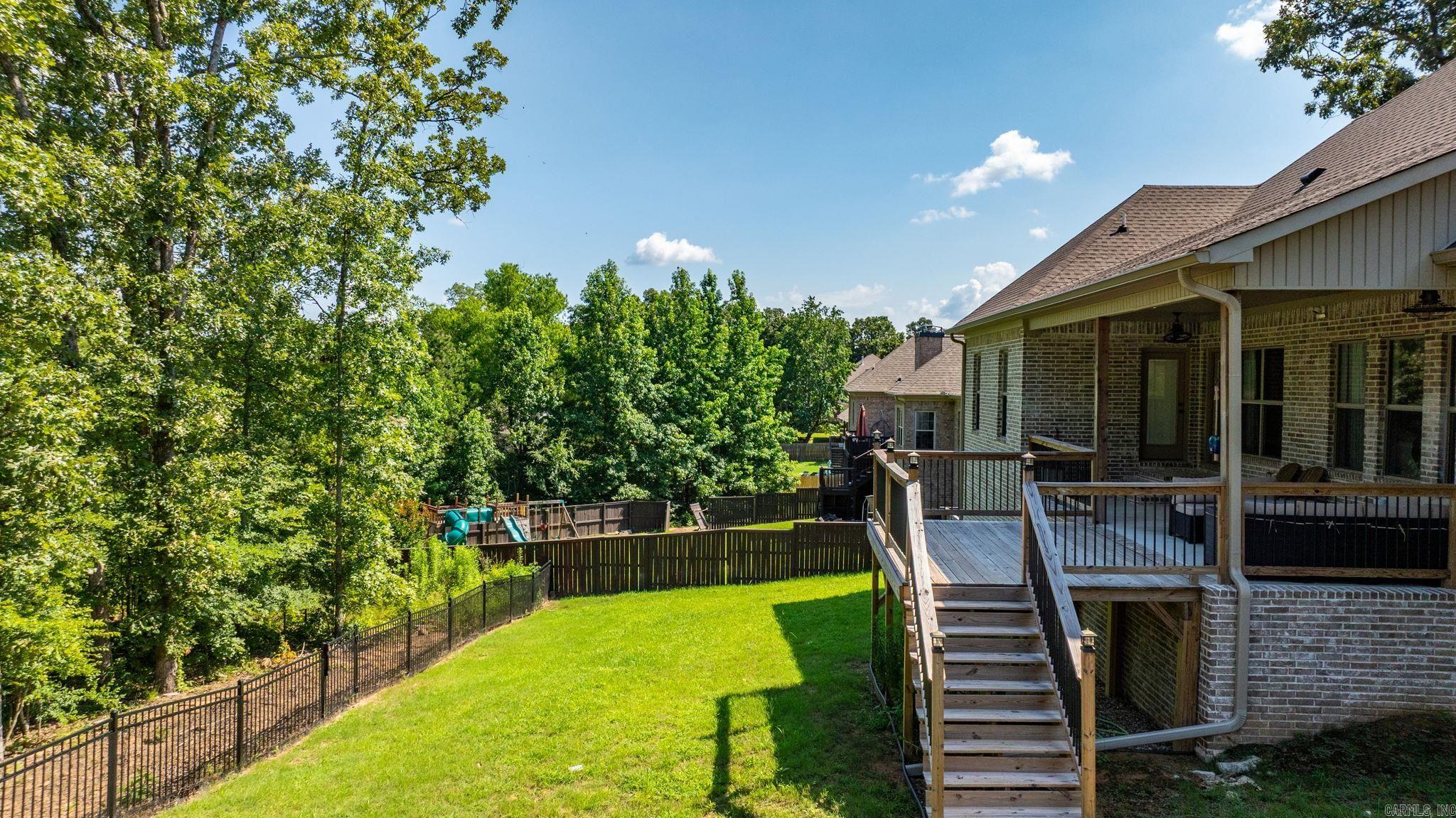 WELLINGTON PLACE - Residential