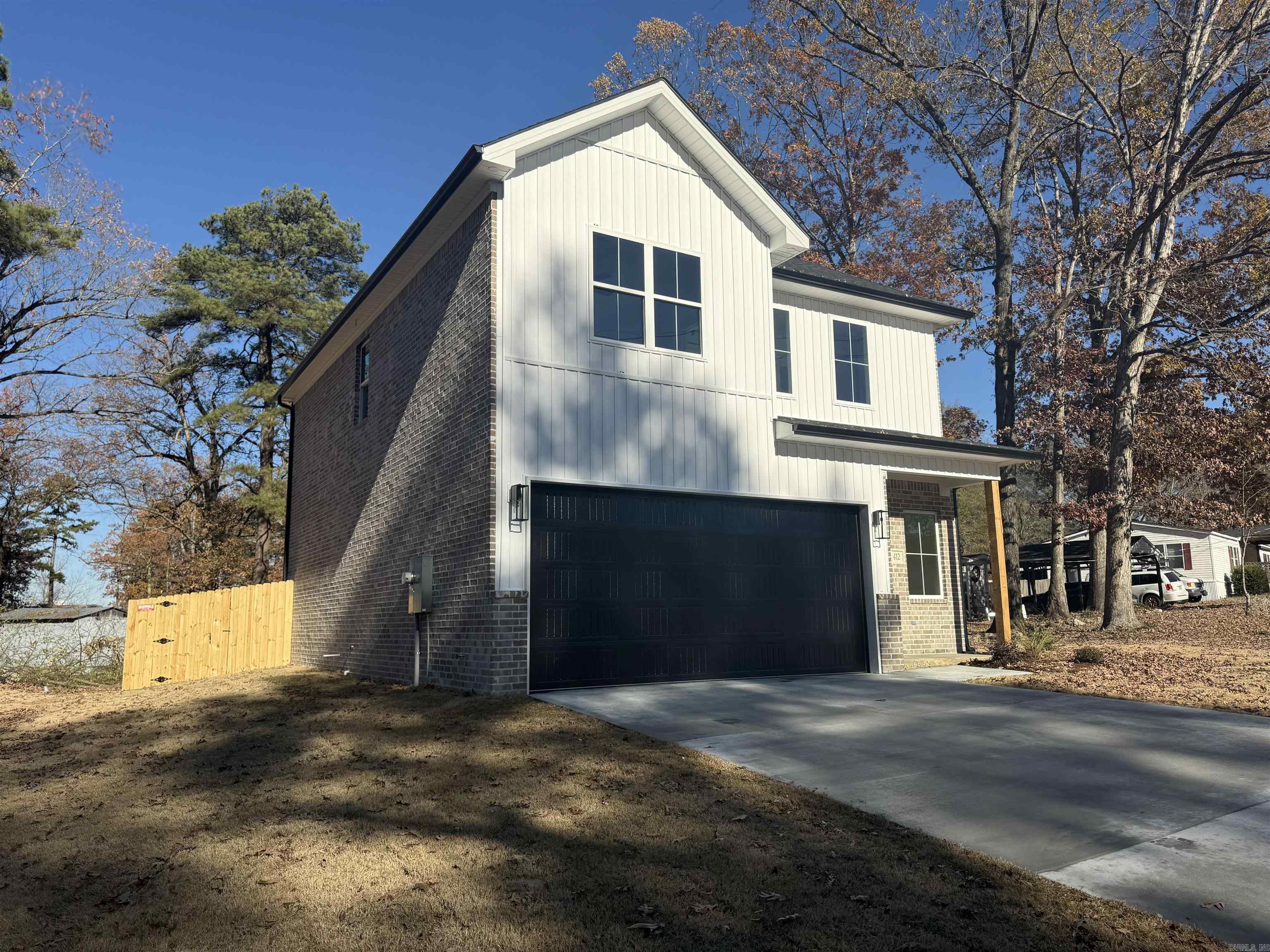 Big Oak - Residential Lease