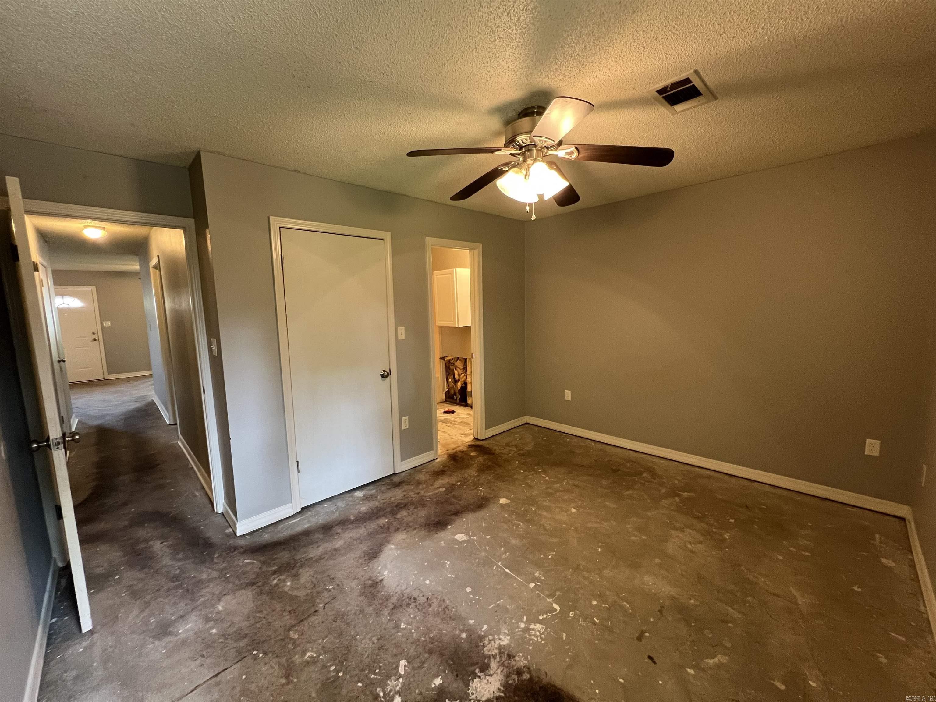 NORTHFIELD - Residential
