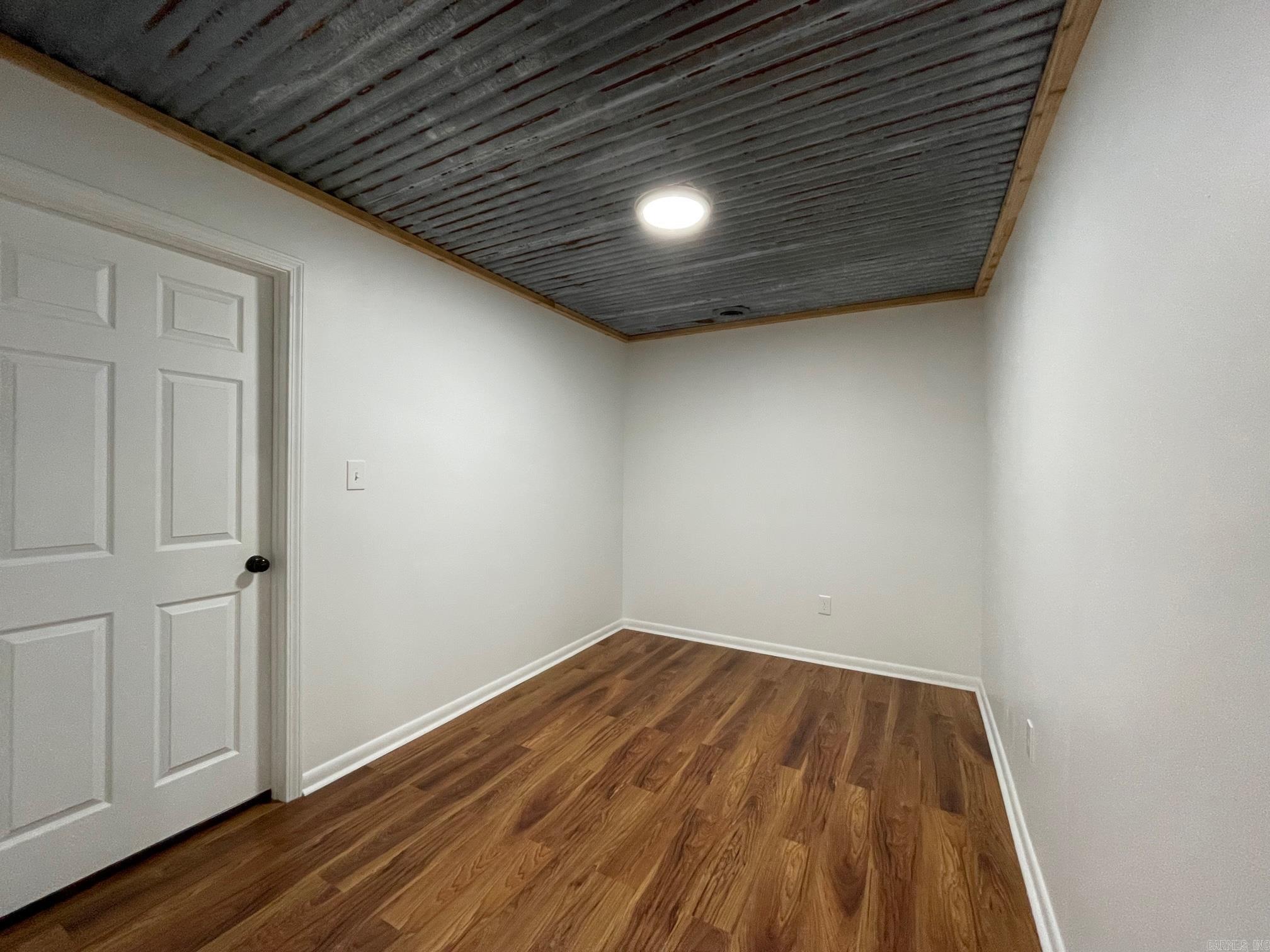 R DOBBS - Residential