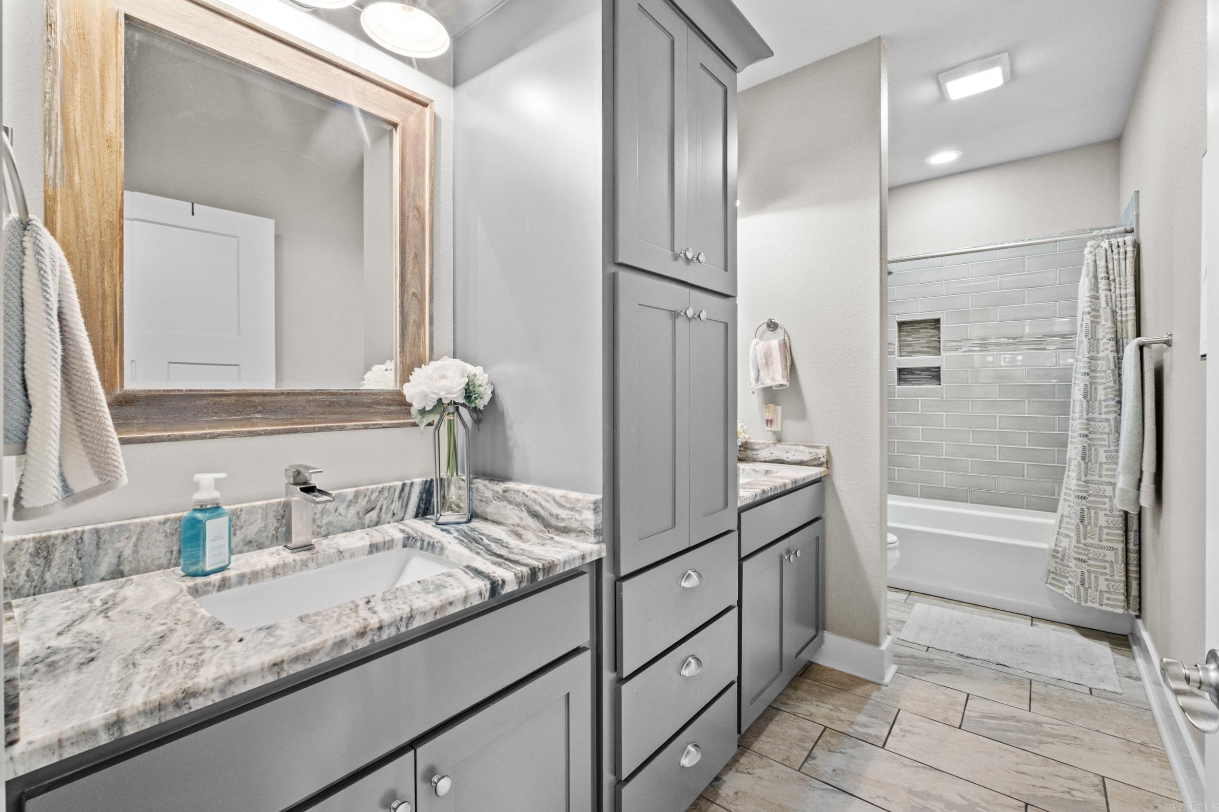 Quail Hollow - Residential